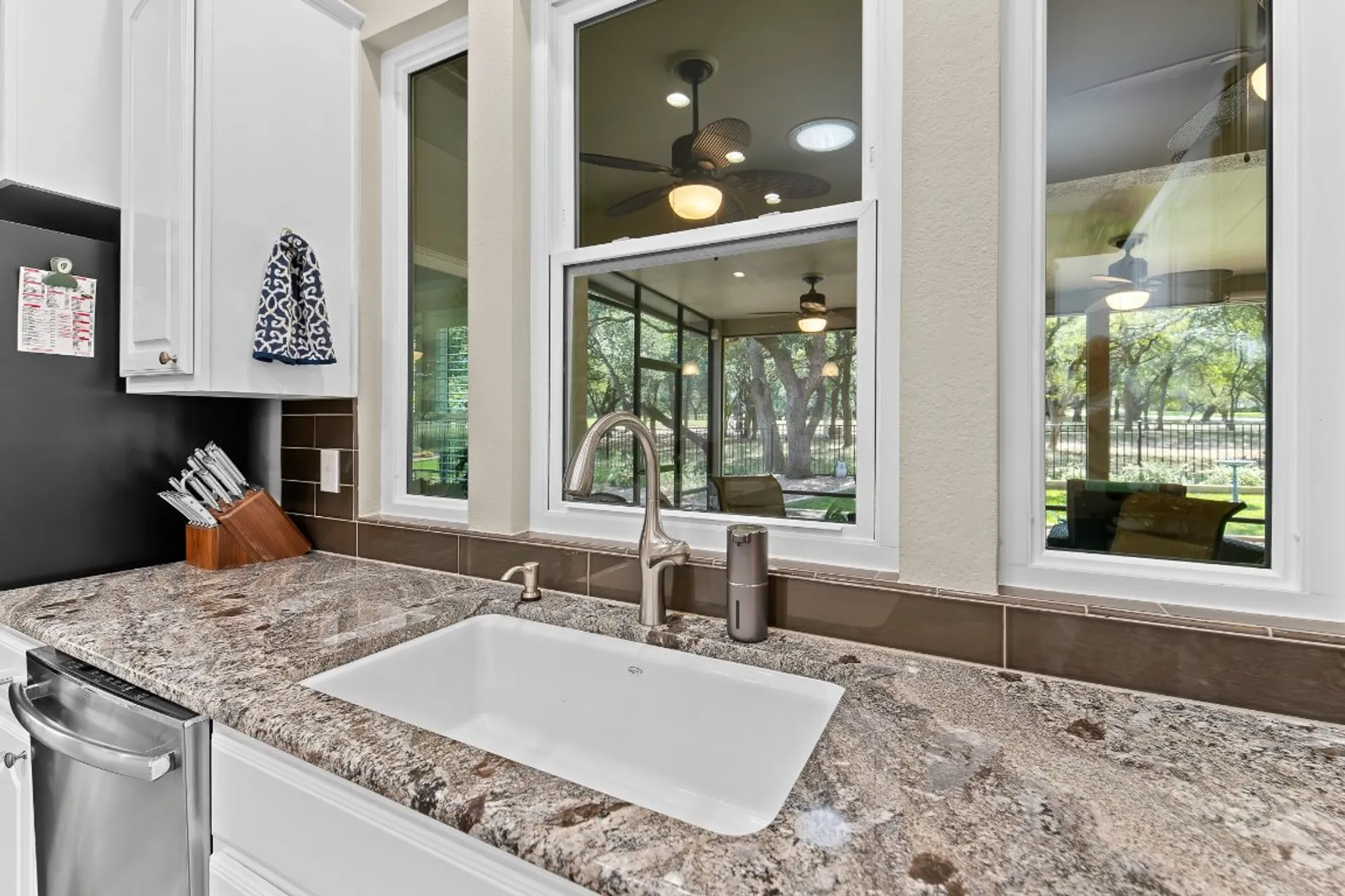 Property Slideshow image 19 of 39 | 103 trail rider way, Georgetown, TX, 78633