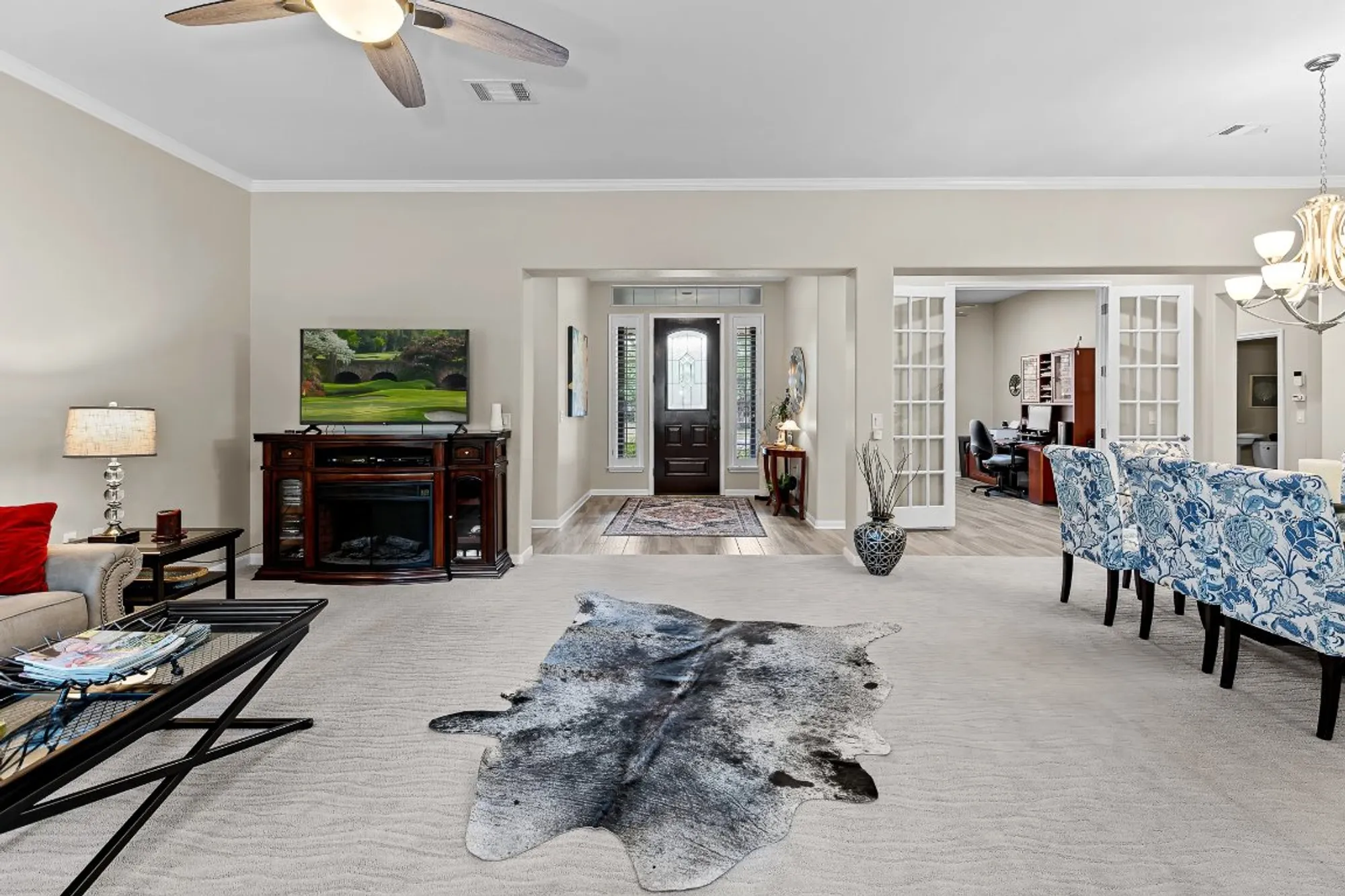 Property Slideshow image 11 of 39 | 103 trail rider way, Georgetown, TX, 78633