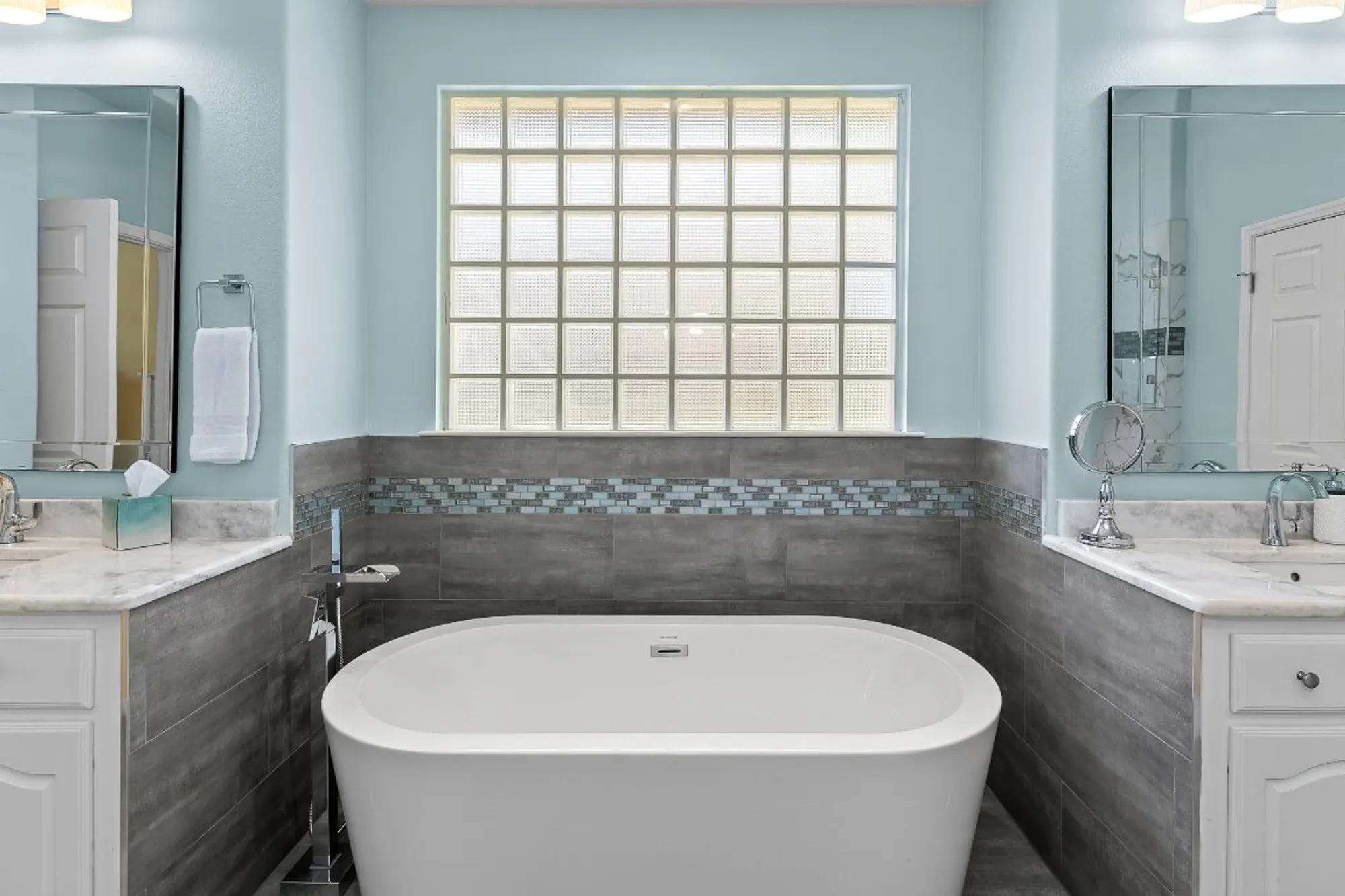 Property Slideshow image 31 of 39 | 103 trail rider way, Georgetown, TX, 78633