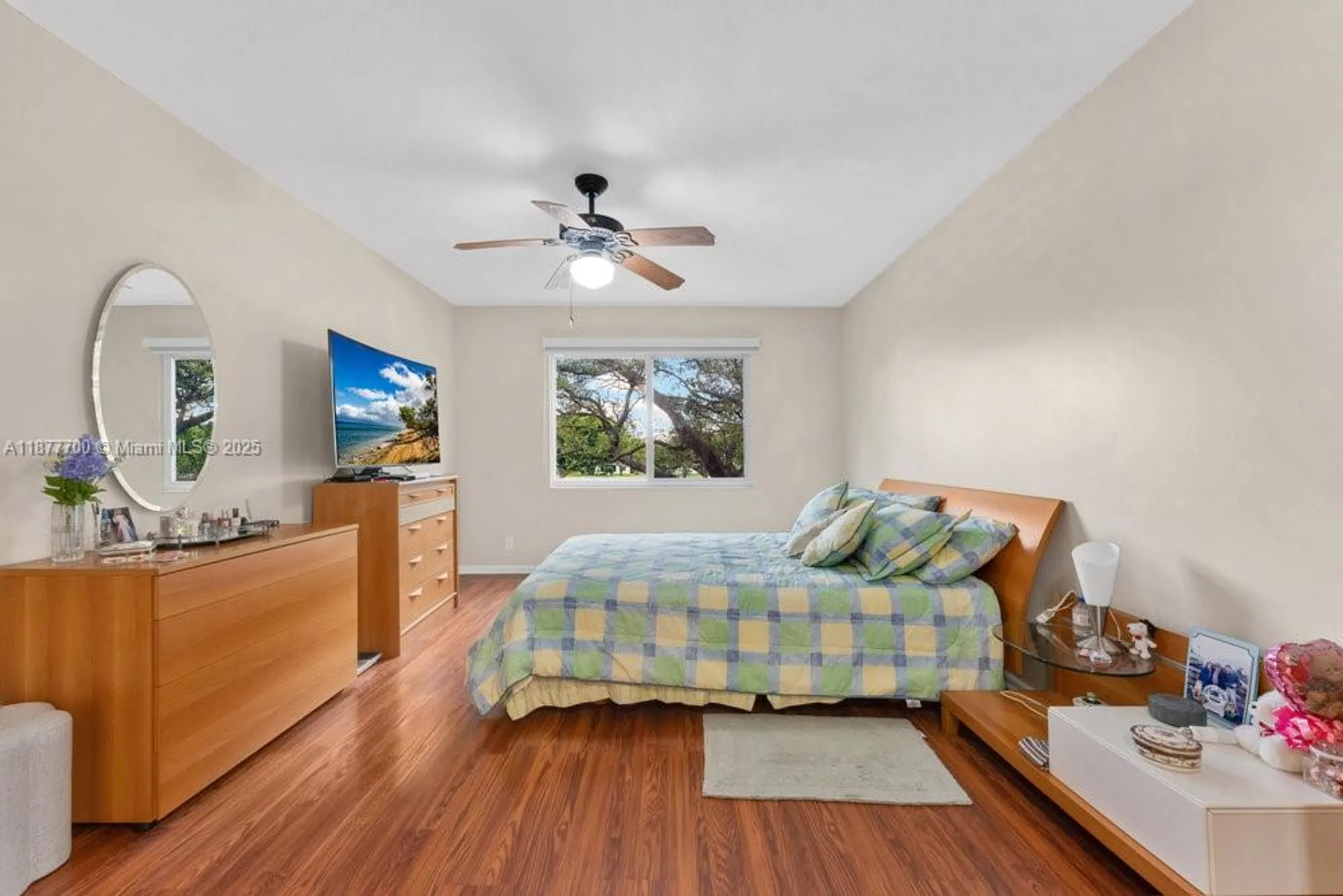 Property Slideshow image 10 of 25 | 1101 sw 128th ter 309c, Pembroke Pines, FL, 33027