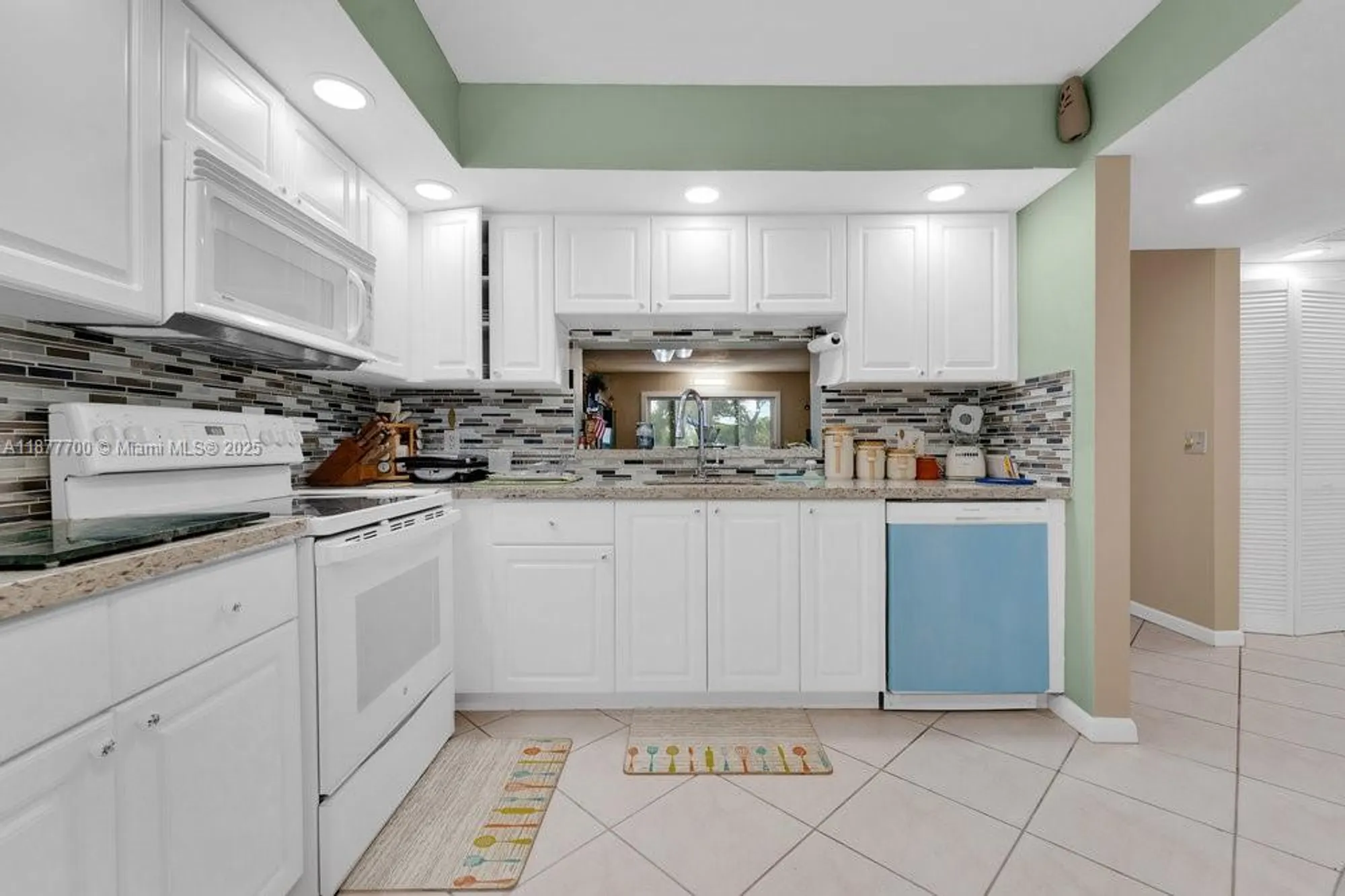 Property Slideshow image 7 of 25 | 1101 sw 128th ter 309c, Pembroke Pines, FL, 33027