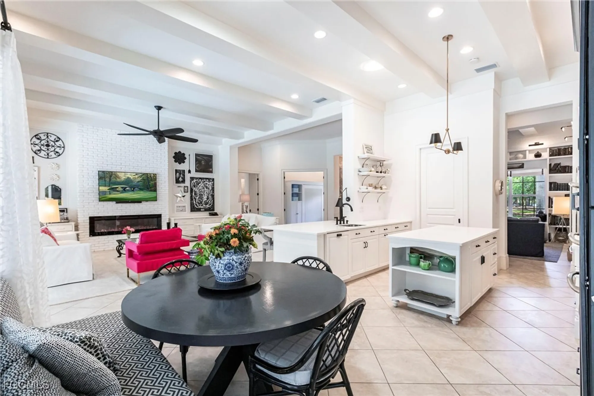 Property Slideshow image 12 of 50 | 3841 river point dr, Fort Myers, FL, 33905