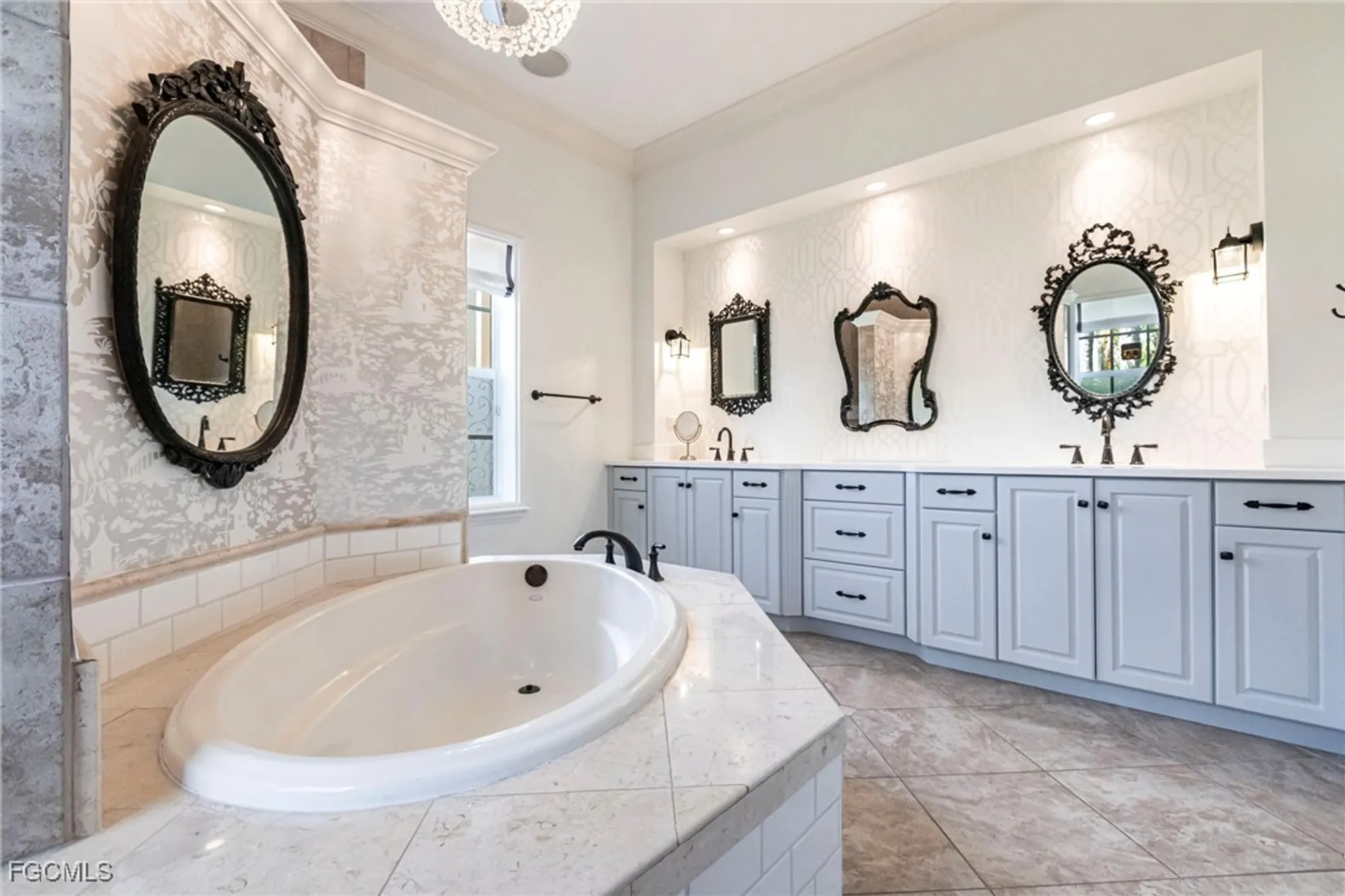Property Slideshow image 24 of 50 | 3841 river point dr, Fort Myers, FL, 33905
