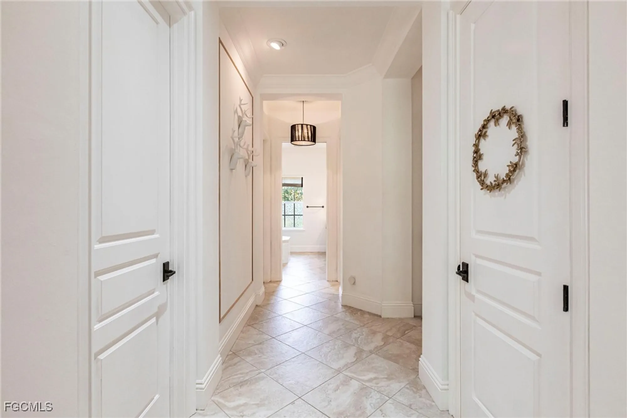 Property Slideshow image 21 of 50 | 3841 river point dr, Fort Myers, FL, 33905
