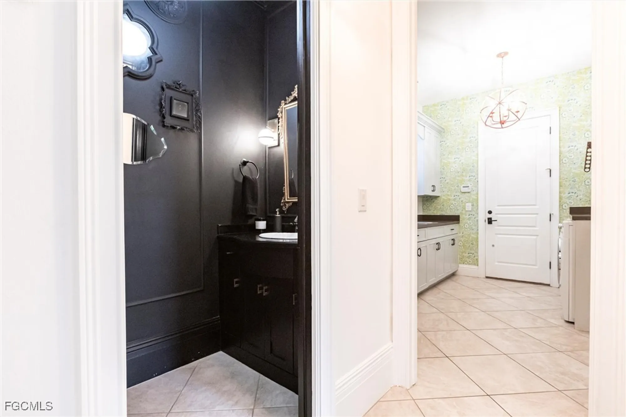 Property Slideshow image 35 of 50 | 3841 river point dr, Fort Myers, FL, 33905