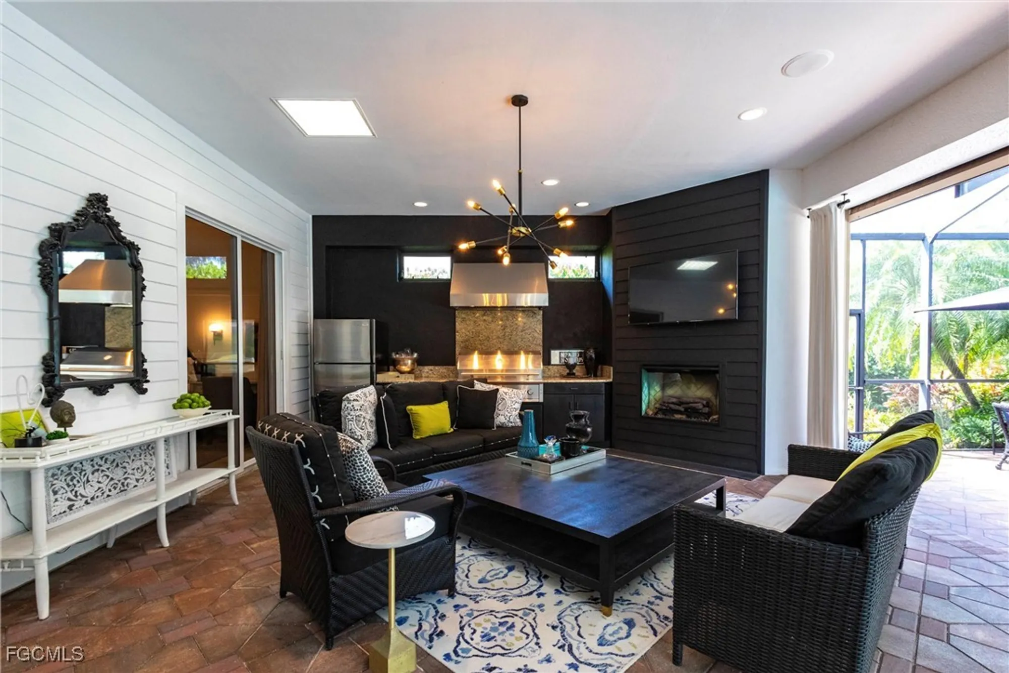 Property Slideshow image 40 of 50 | 3841 river point dr, Fort Myers, FL, 33905