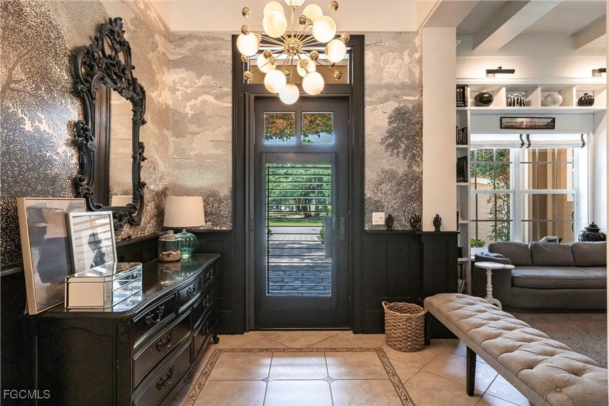Property Slideshow image 5 of 50 | 3841 river point dr, Fort Myers, FL, 33905