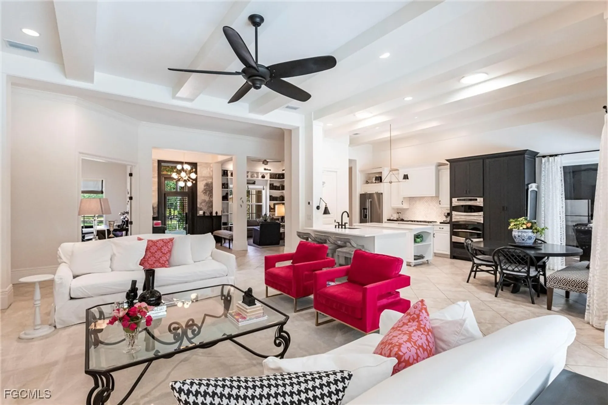 Property Slideshow image 9 of 50 | 3841 river point dr, Fort Myers, FL, 33905