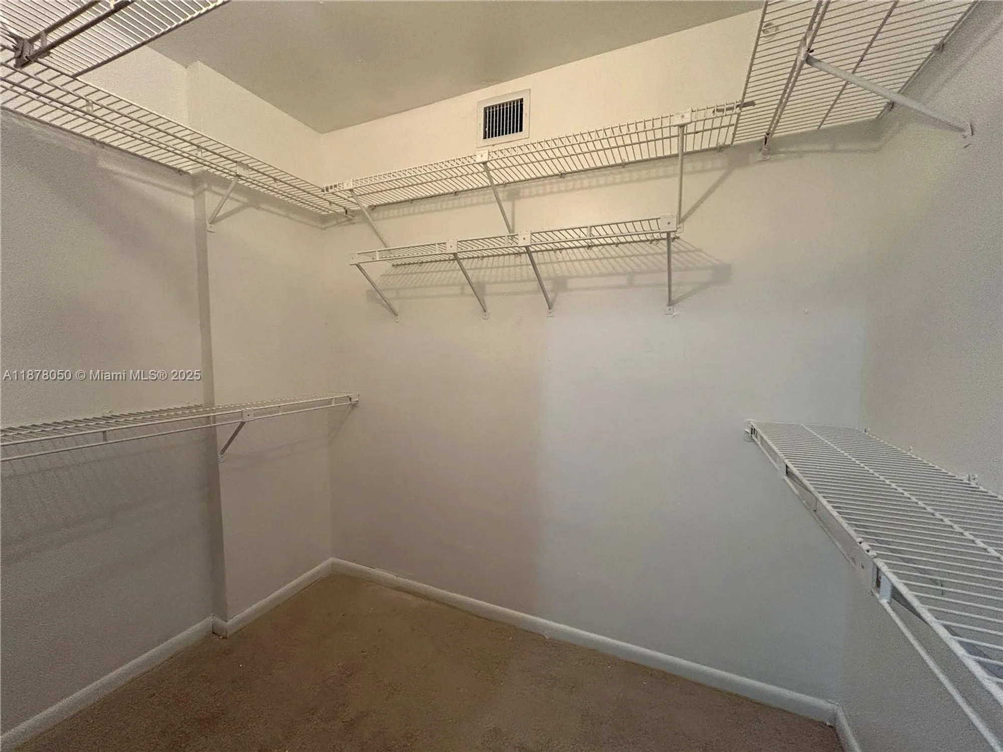 Property Slideshow image 14 of 17 | 2061 nw 47th ter 212, Lauderhill, FL, 33313