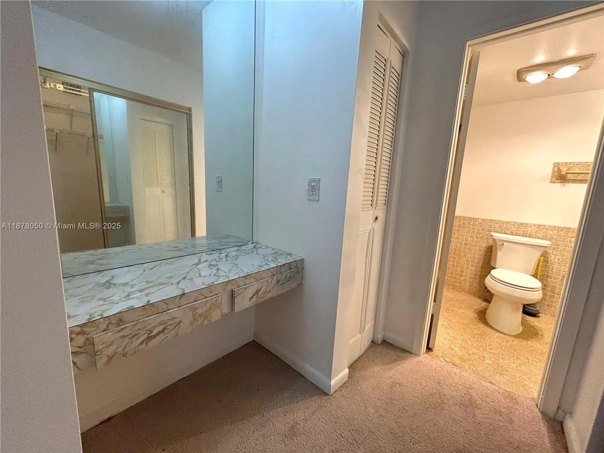 Property Slideshow image 11 of 17 | 2061 nw 47th ter 212, Lauderhill, FL, 33313