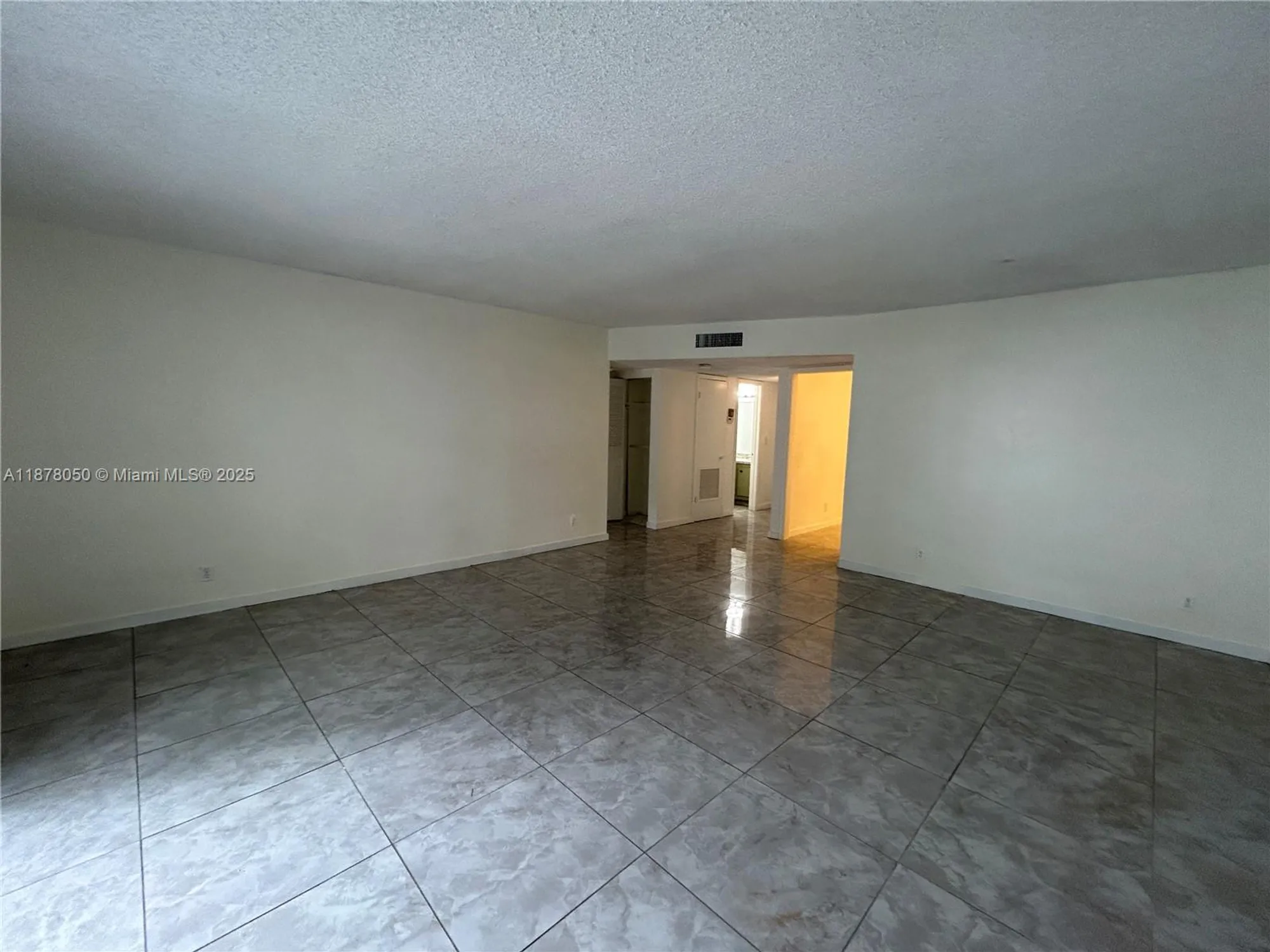 Property Slideshow image 8 of 17 | 2061 nw 47th ter 212, Lauderhill, FL, 33313