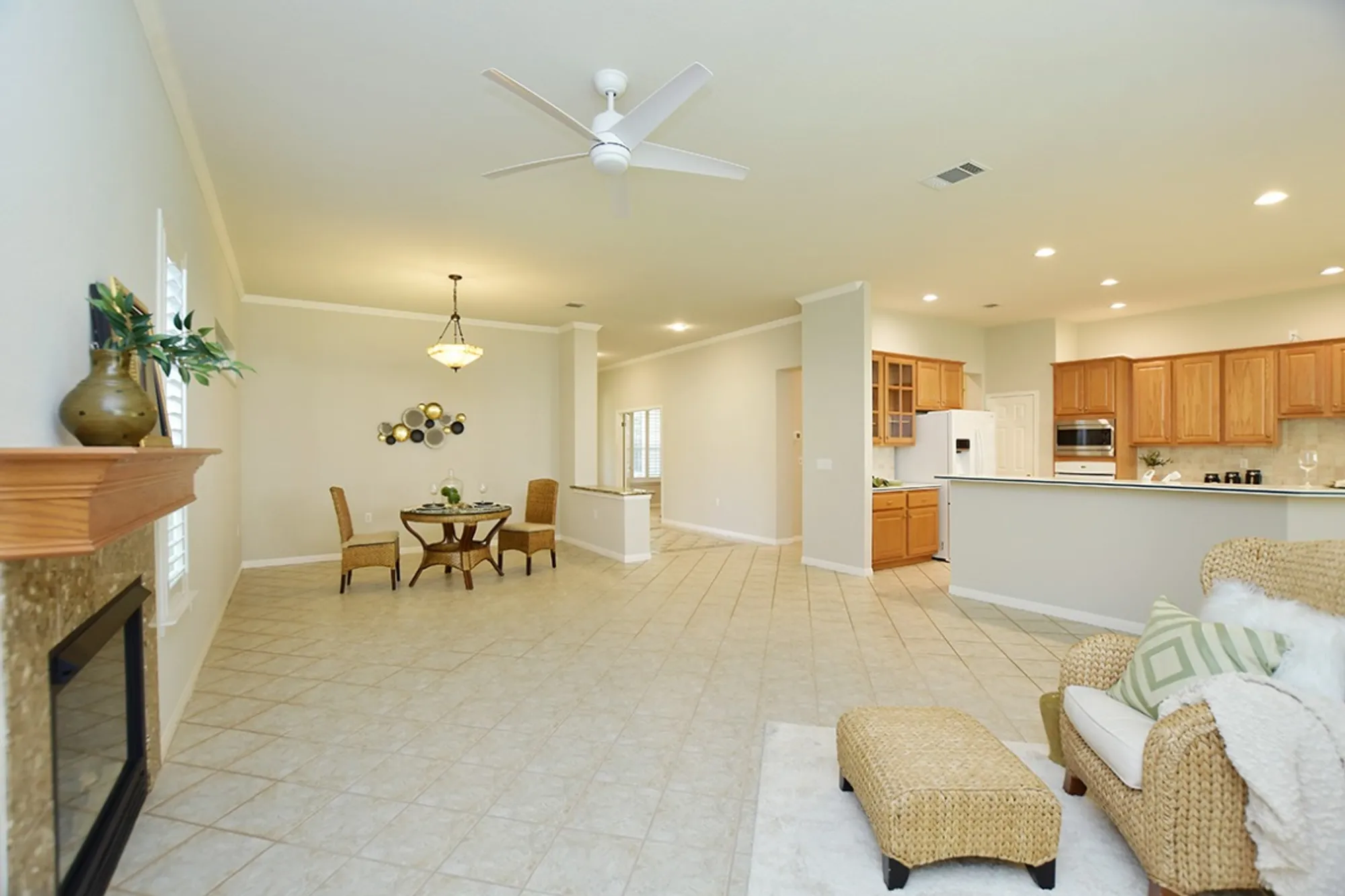 Property Slideshow image 13 of 32 | 140 lantana dr, Georgetown, TX, 78633