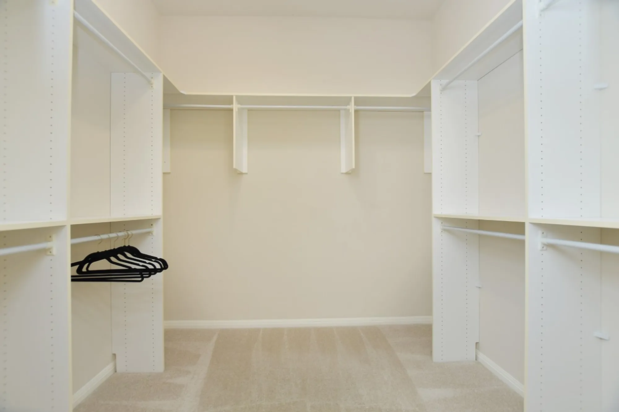 Property Slideshow image 25 of 32 | 140 lantana dr, Georgetown, TX, 78633