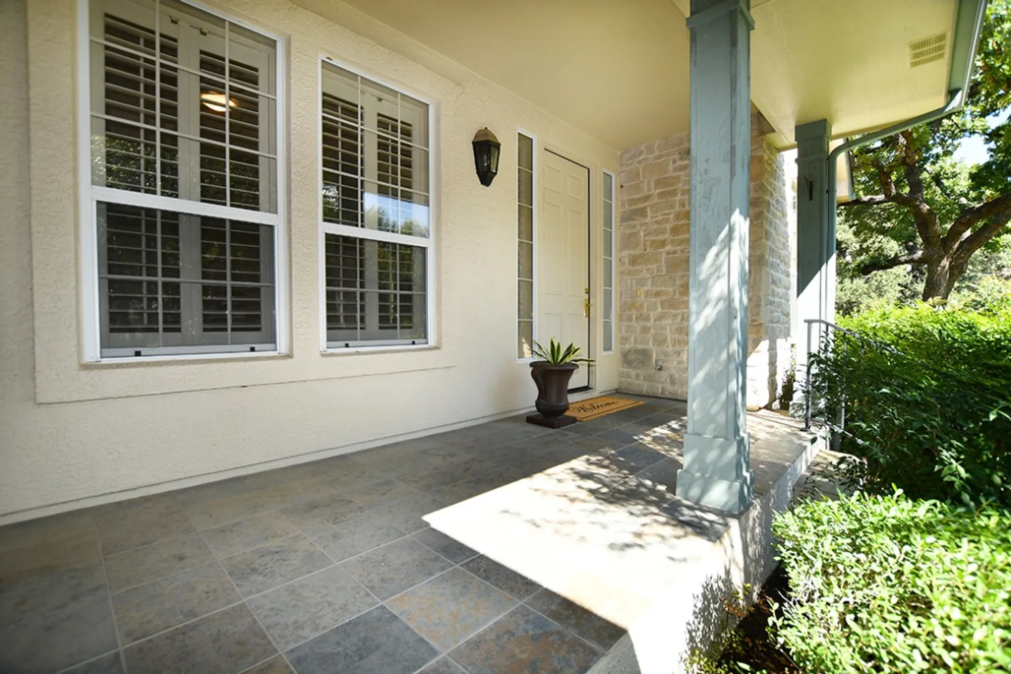 Property Slideshow image 5 of 32 | 140 lantana dr, Georgetown, TX, 78633