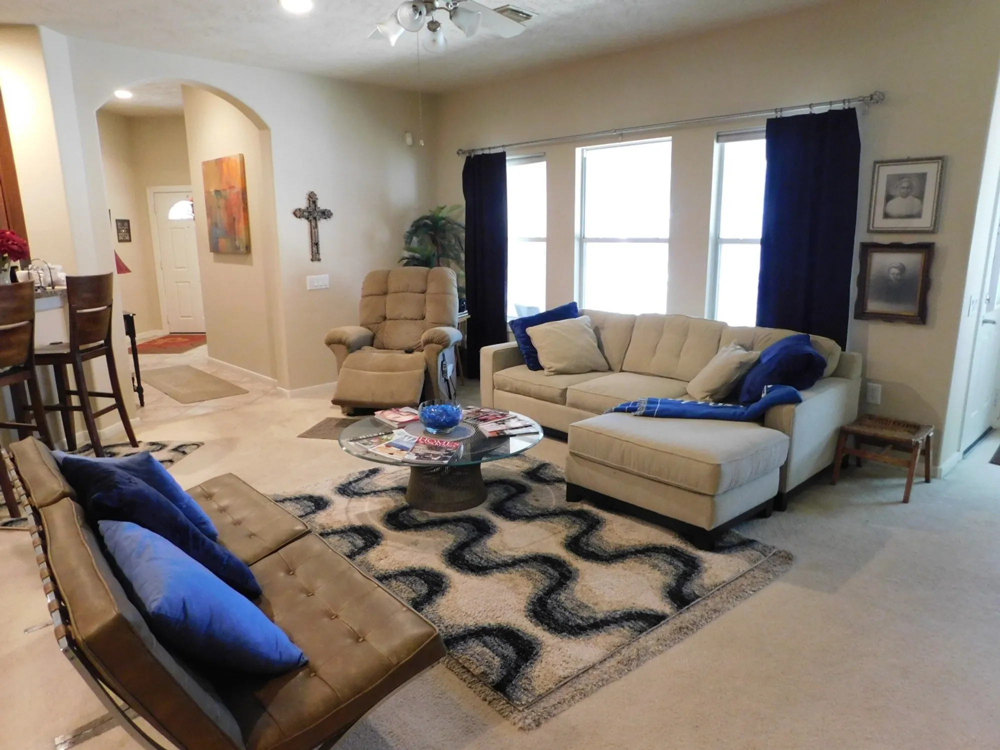 Property Slideshow image 14 of 18 | 50 abercrombie pl, Conroe, TX, 77384