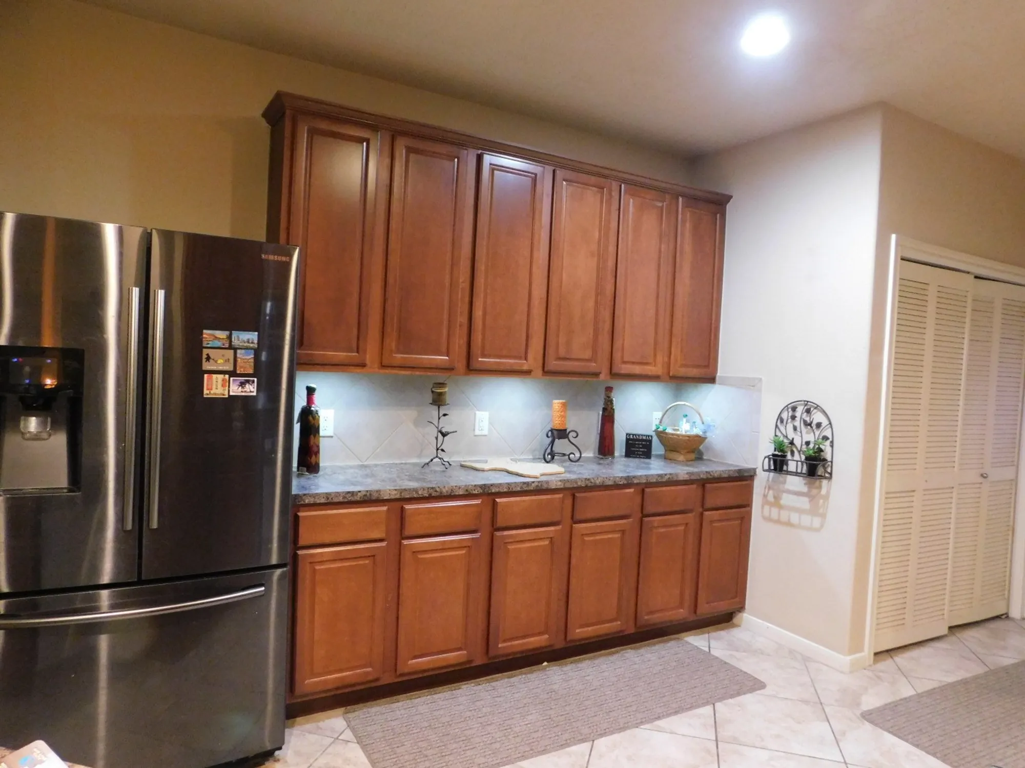 Property Slideshow image 9 of 18 | 50 abercrombie pl, Conroe, TX, 77384