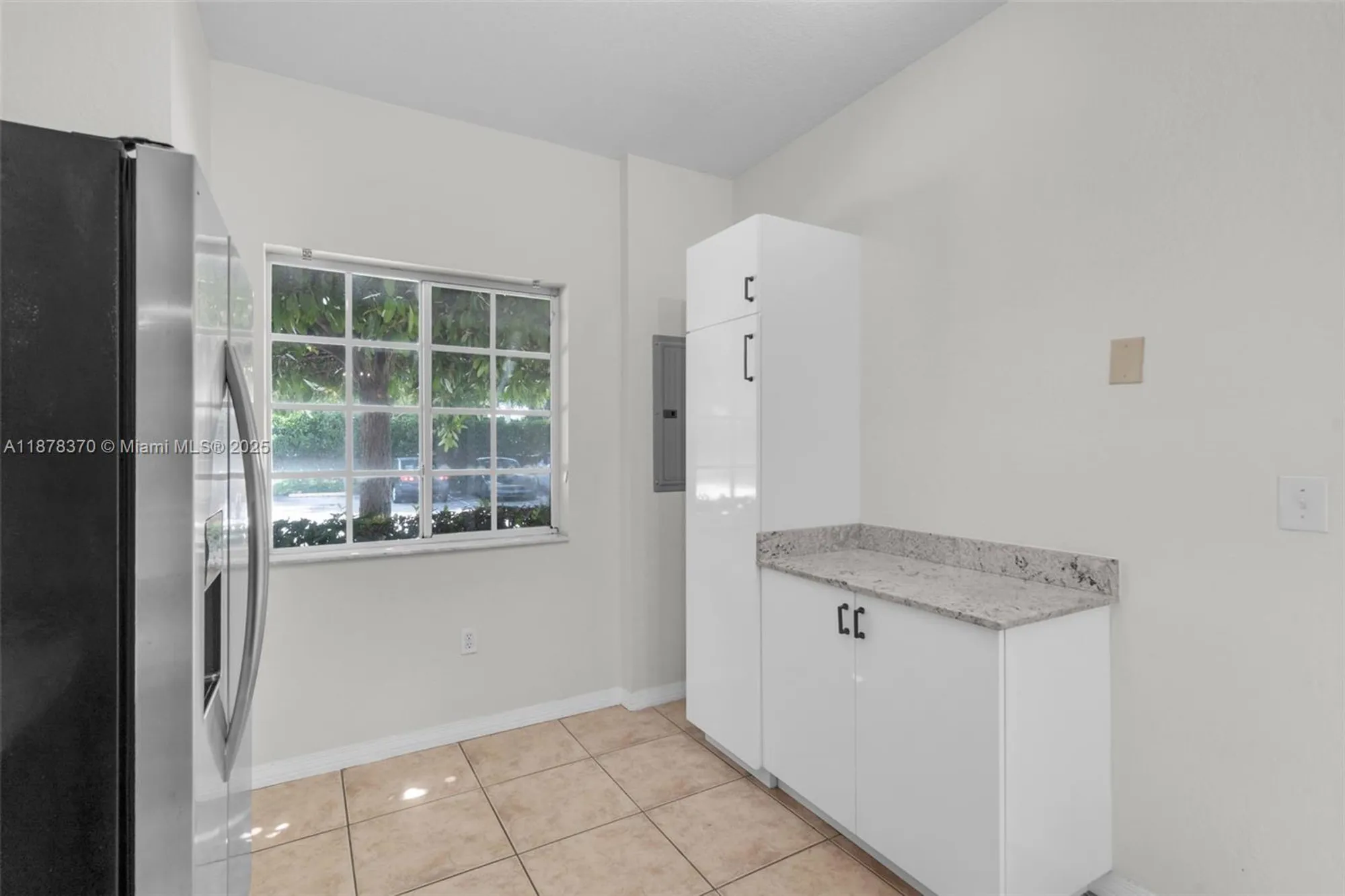 Property Slideshow image 5 of 31 | 7818 catalina cir, Tamarac, FL, 33321