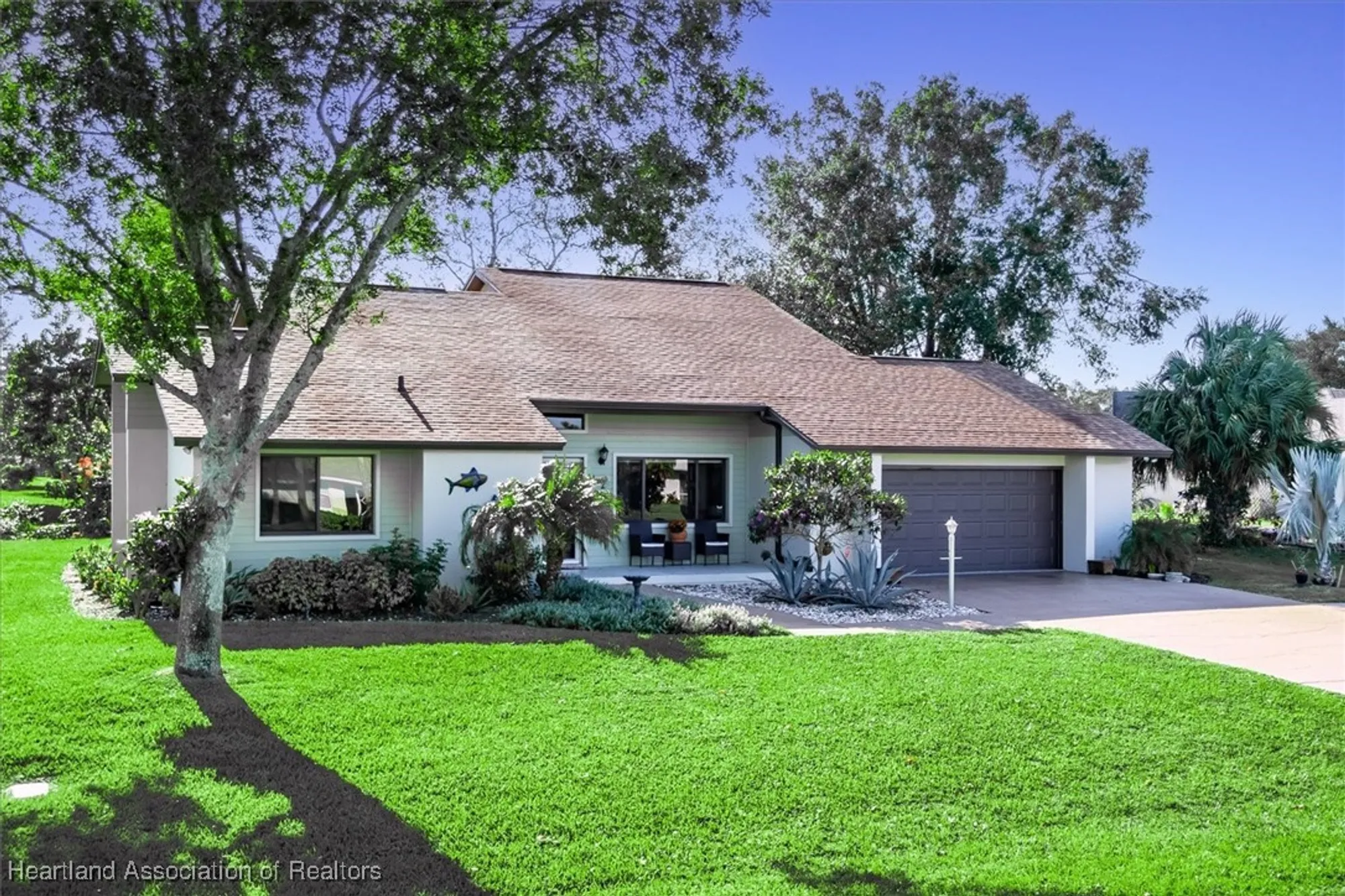 Property Slideshow image 1 of 48 | 112 tomoka blvd, Lake Placid, FL, 33852