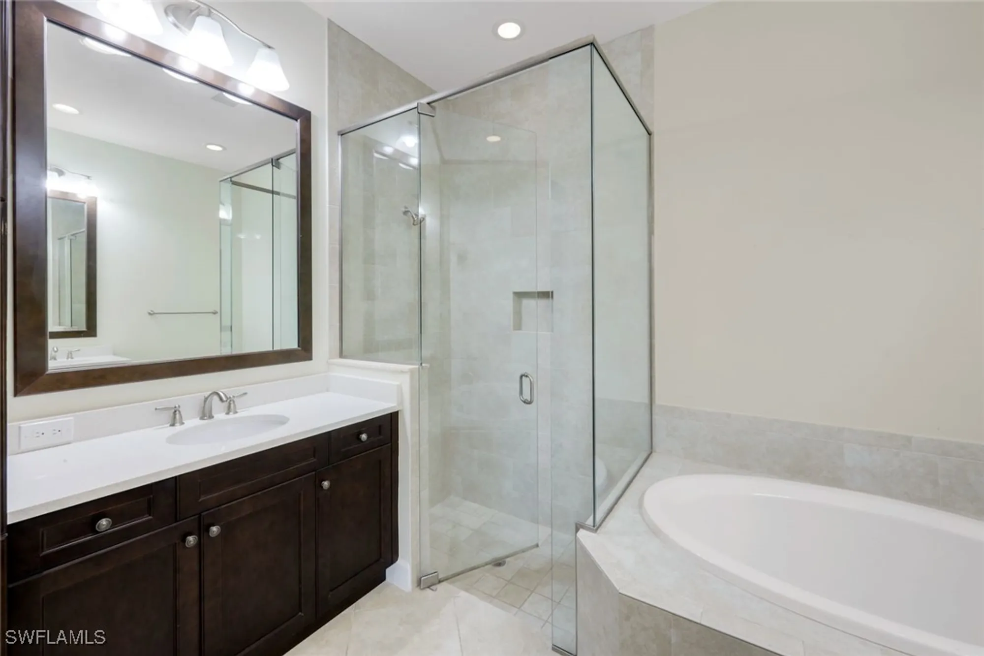 Property Slideshow image 21 of 36 | 6573 dominica dr unit 101 5-, Naples, FL, 34113