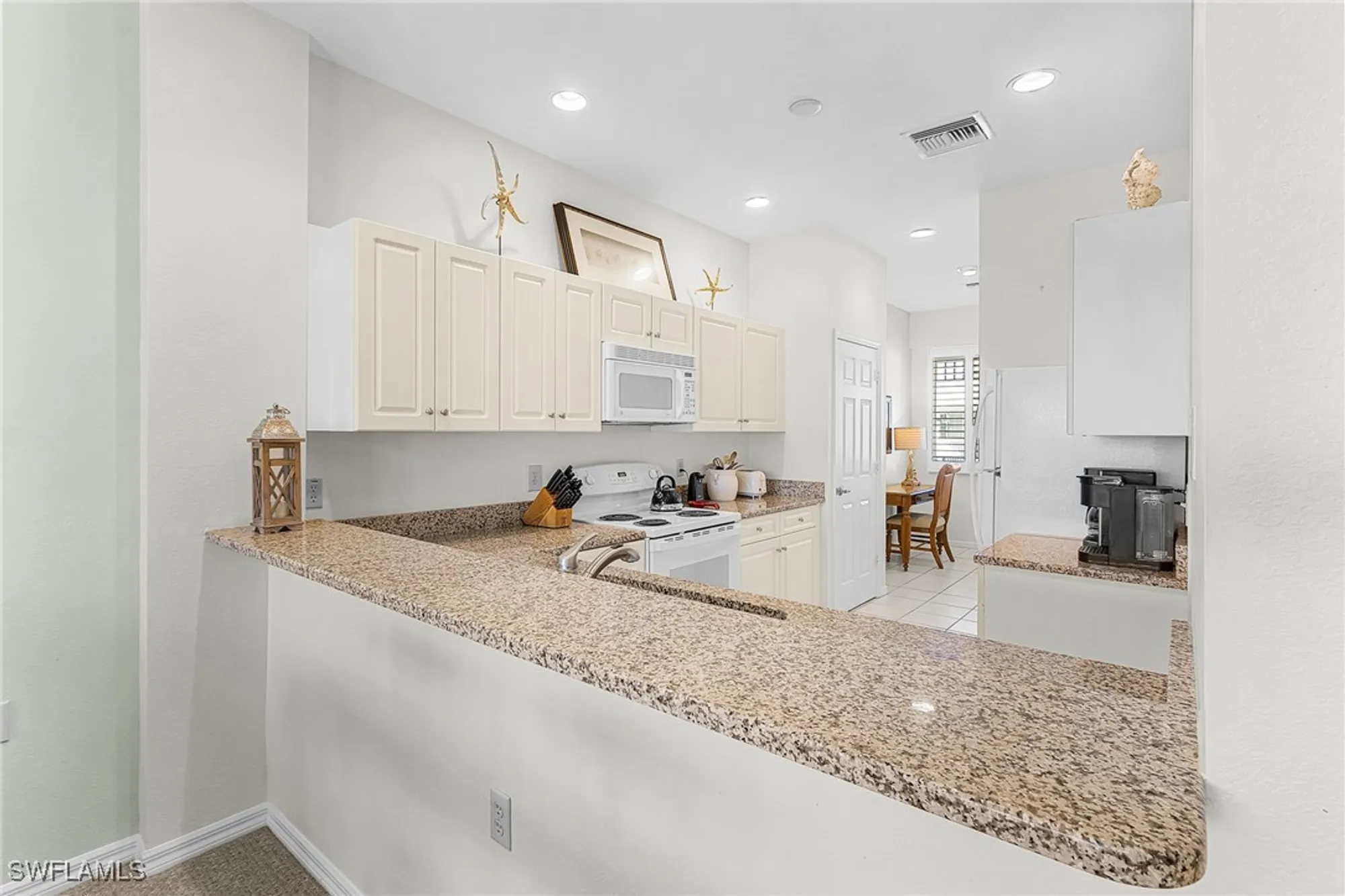 Property Slideshow image 10 of 43 | 7910 mahogany run ln 1225, Naples, FL, 34113