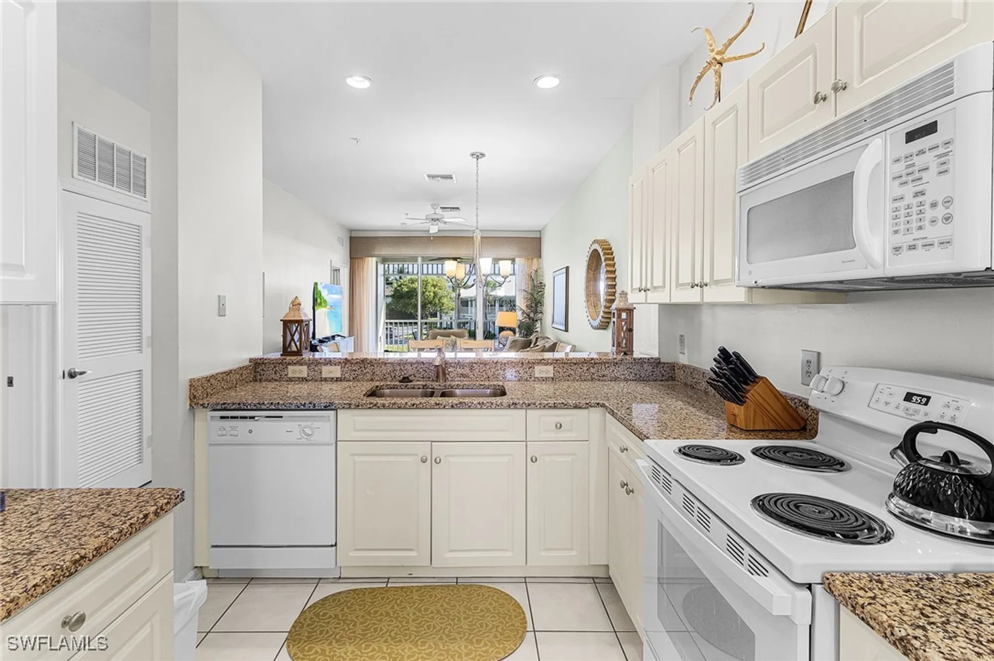 Property Slideshow image 8 of 43 | 7910 mahogany run ln 1225, Naples, FL, 34113