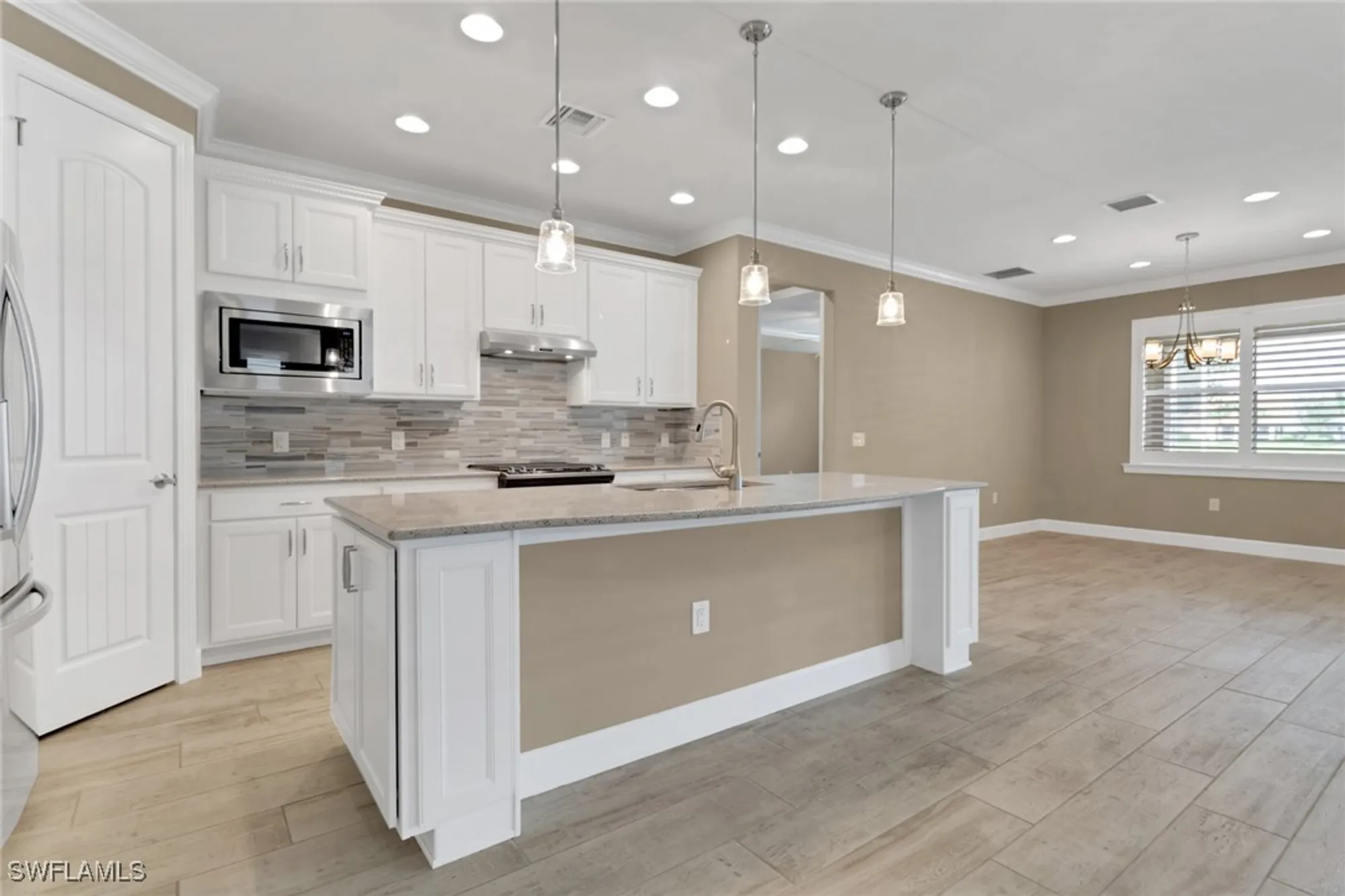 Property Slideshow image 8 of 50 | 20063 tavernier dr, Estero, FL, 33928