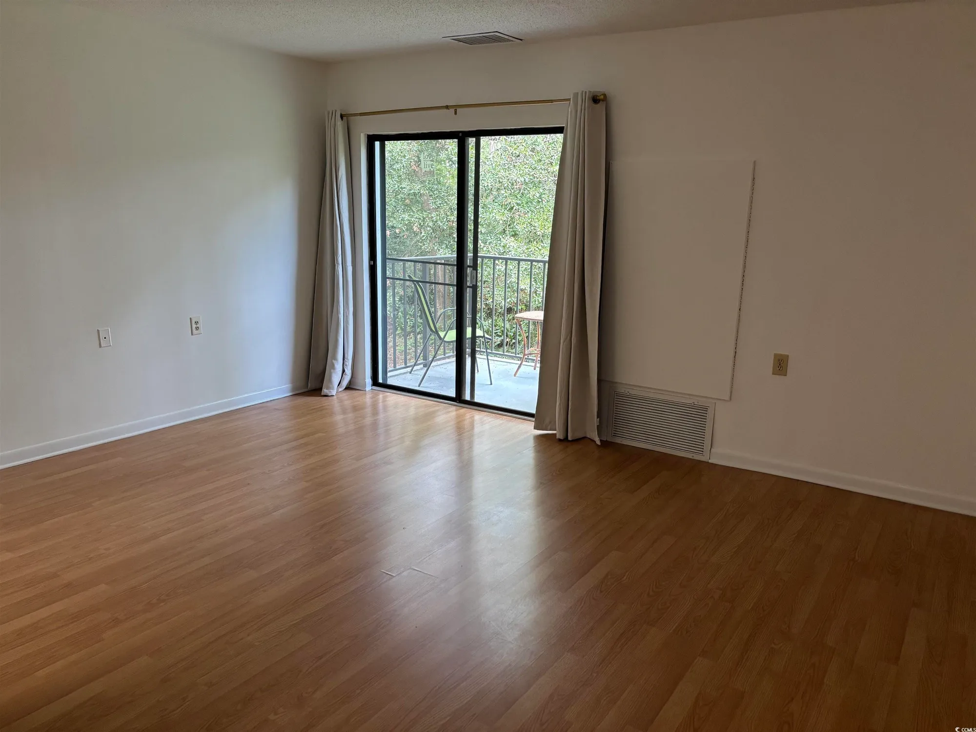 Property Slideshow image 3 of 25 | 5001 little river rd w215, Myrtle Beach, SC, 29577