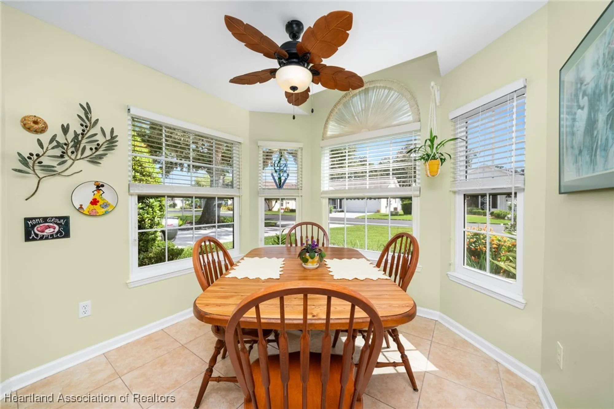 Property Slideshow image 7 of 37 | 3213 e anglers strm, Avon Park, FL, 33825