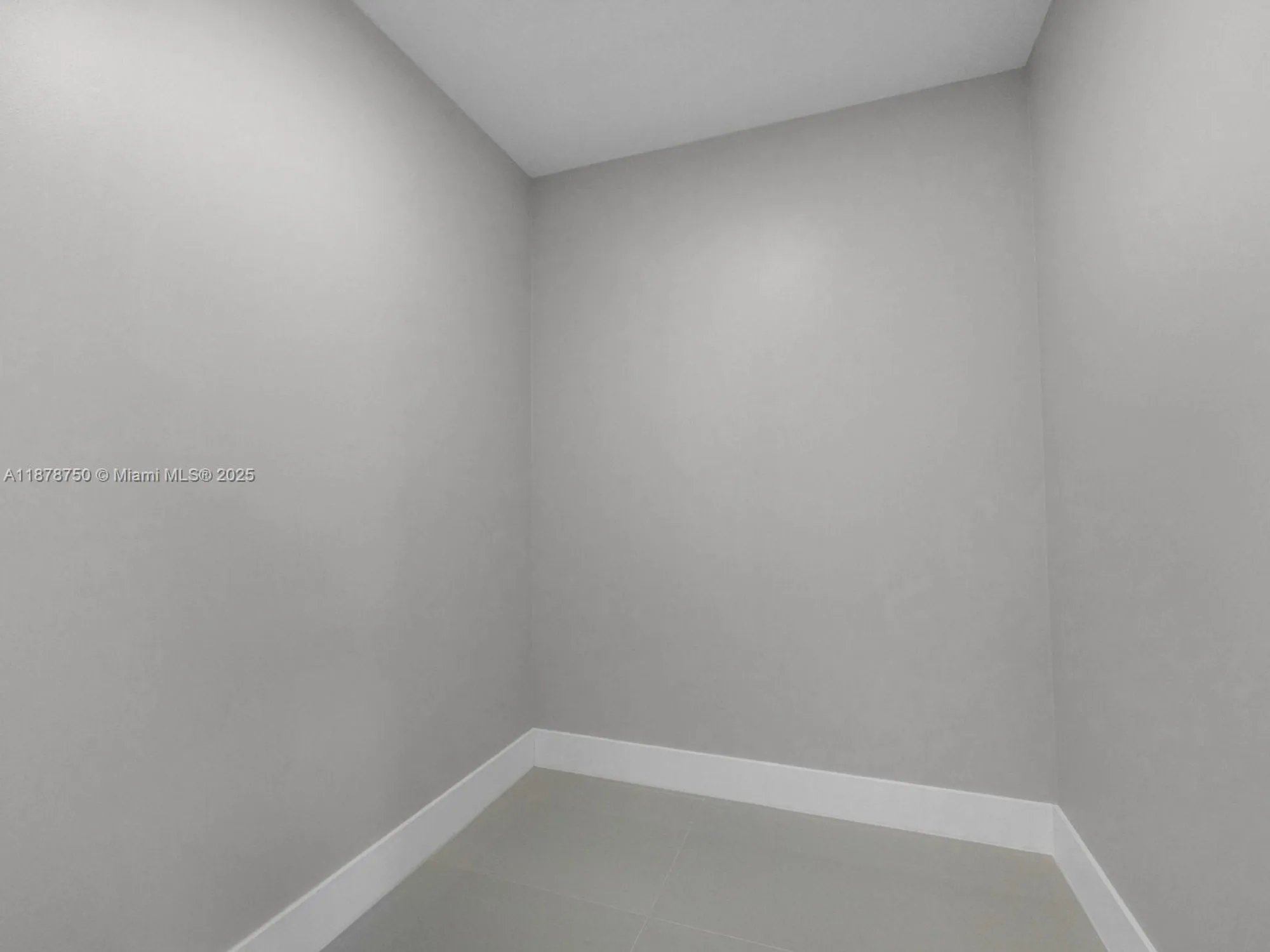 Property Slideshow image 28 of 65 | 7889 lake sands dr, Delray Beach, FL, 33446