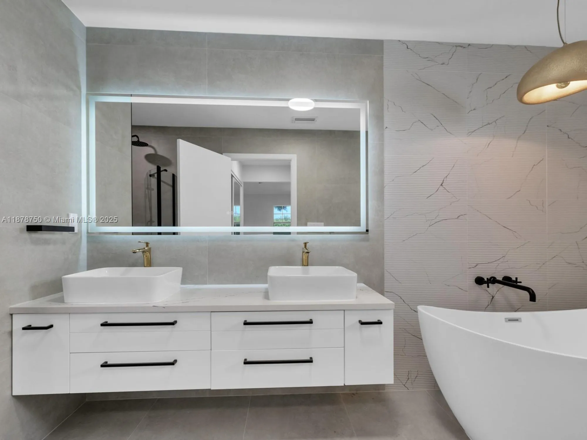 Property Slideshow image 29 of 65 | 7889 lake sands dr, Delray Beach, FL, 33446