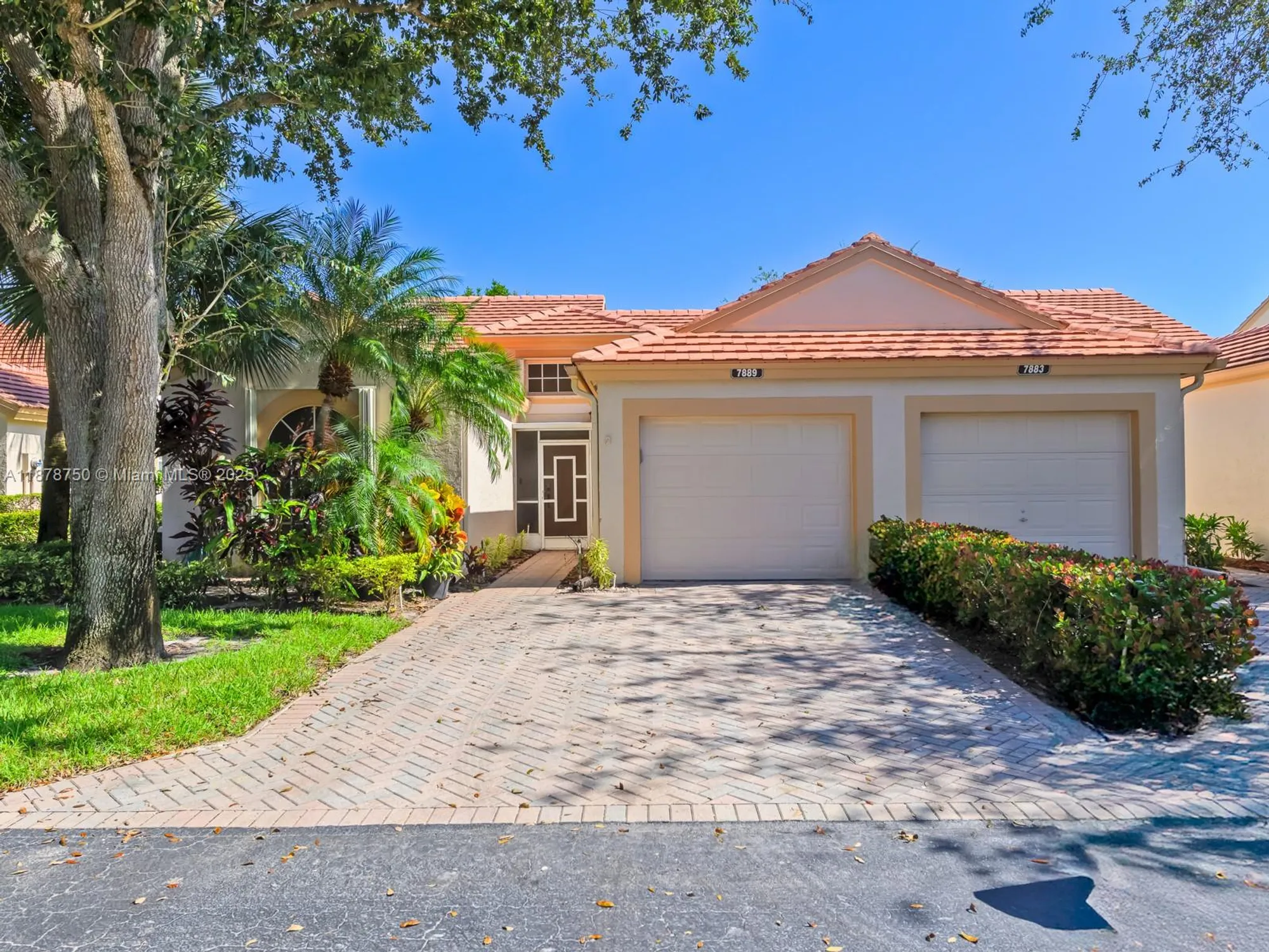 Property Slideshow image 2 of 65 | 7889 lake sands dr, Delray Beach, FL, 33446