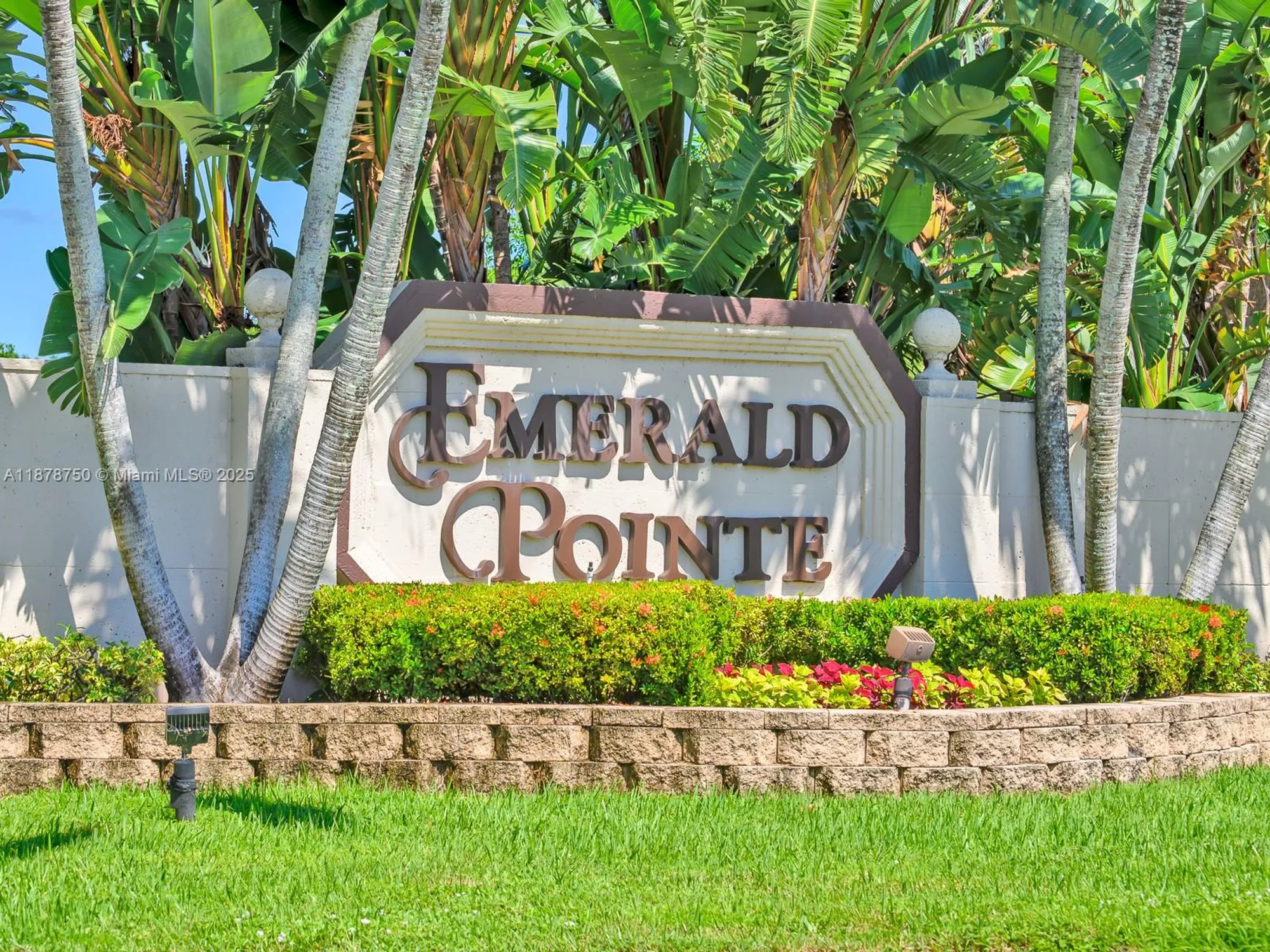 Property Slideshow image 4 of 65 | 7889 lake sands dr, Delray Beach, FL, 33446