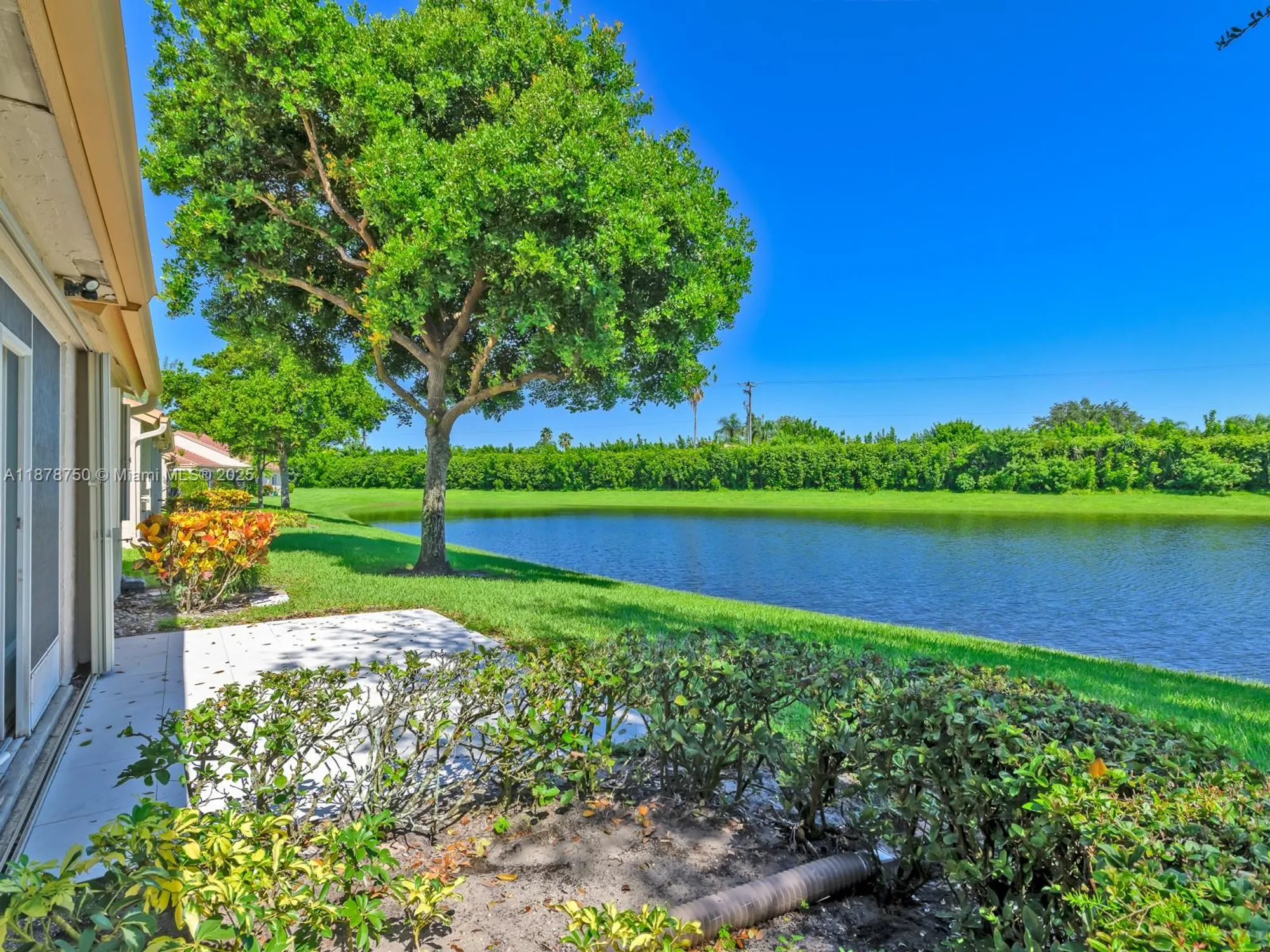 Property Slideshow image 41 of 65 | 7889 lake sands dr, Delray Beach, FL, 33446