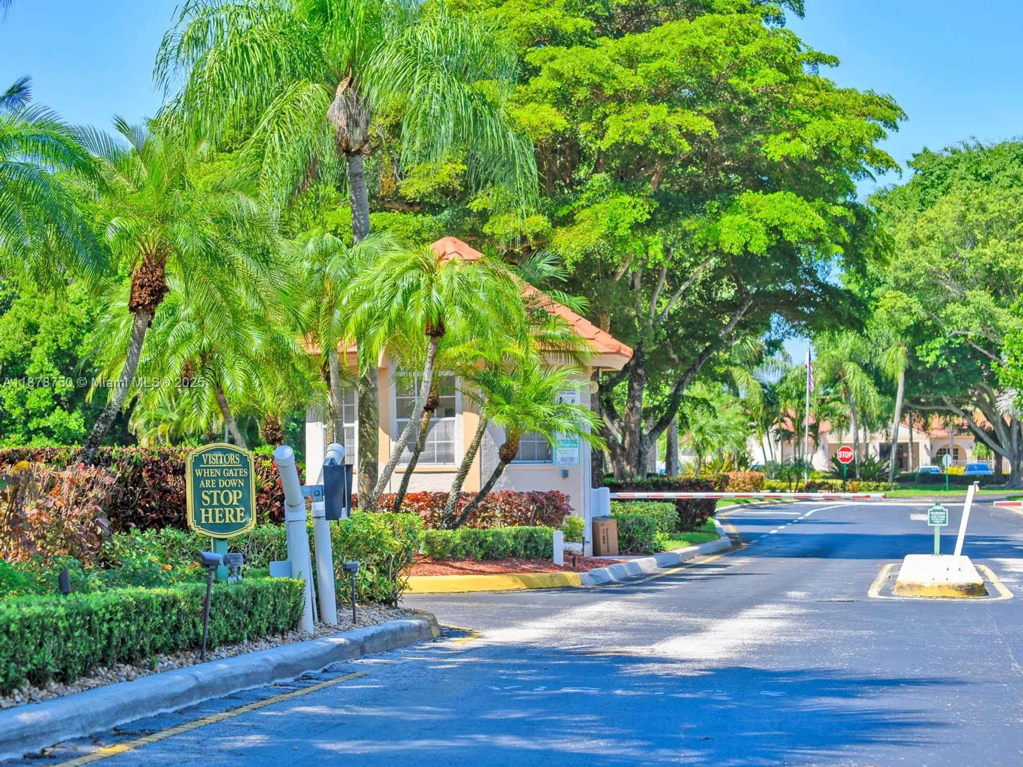 Property Slideshow image 5 of 65 | 7889 lake sands dr, Delray Beach, FL, 33446