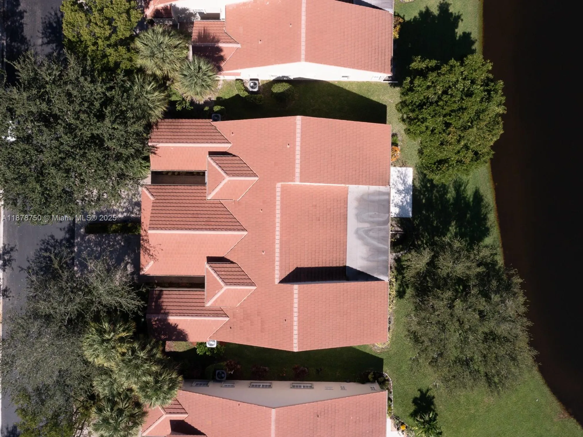 Property Slideshow image 62 of 65 | 7889 lake sands dr, Delray Beach, FL, 33446