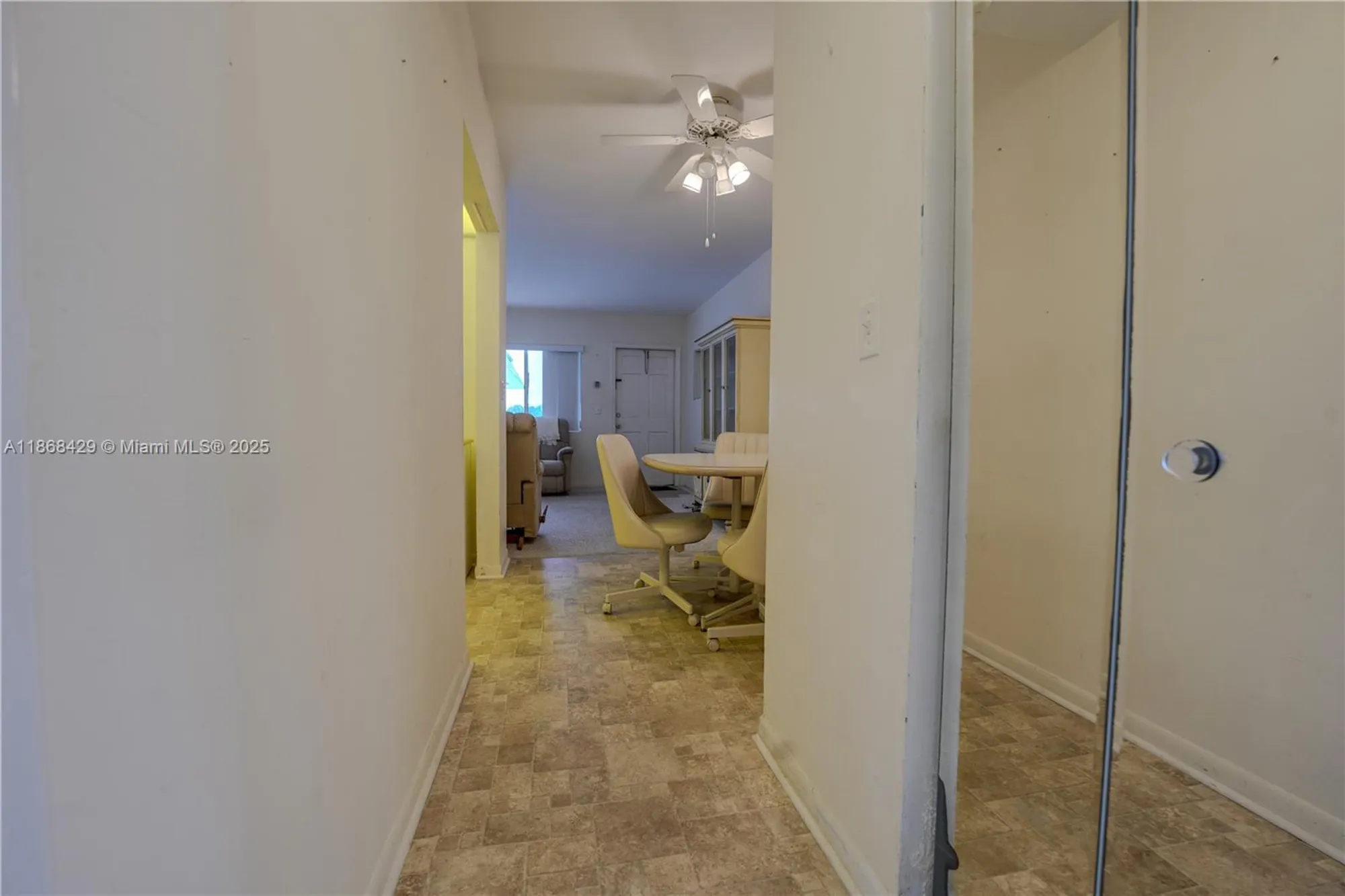 Property Slideshow image 16 of 28 | 3280 cynthia ln apt 205, Lake Worth, FL, 33461