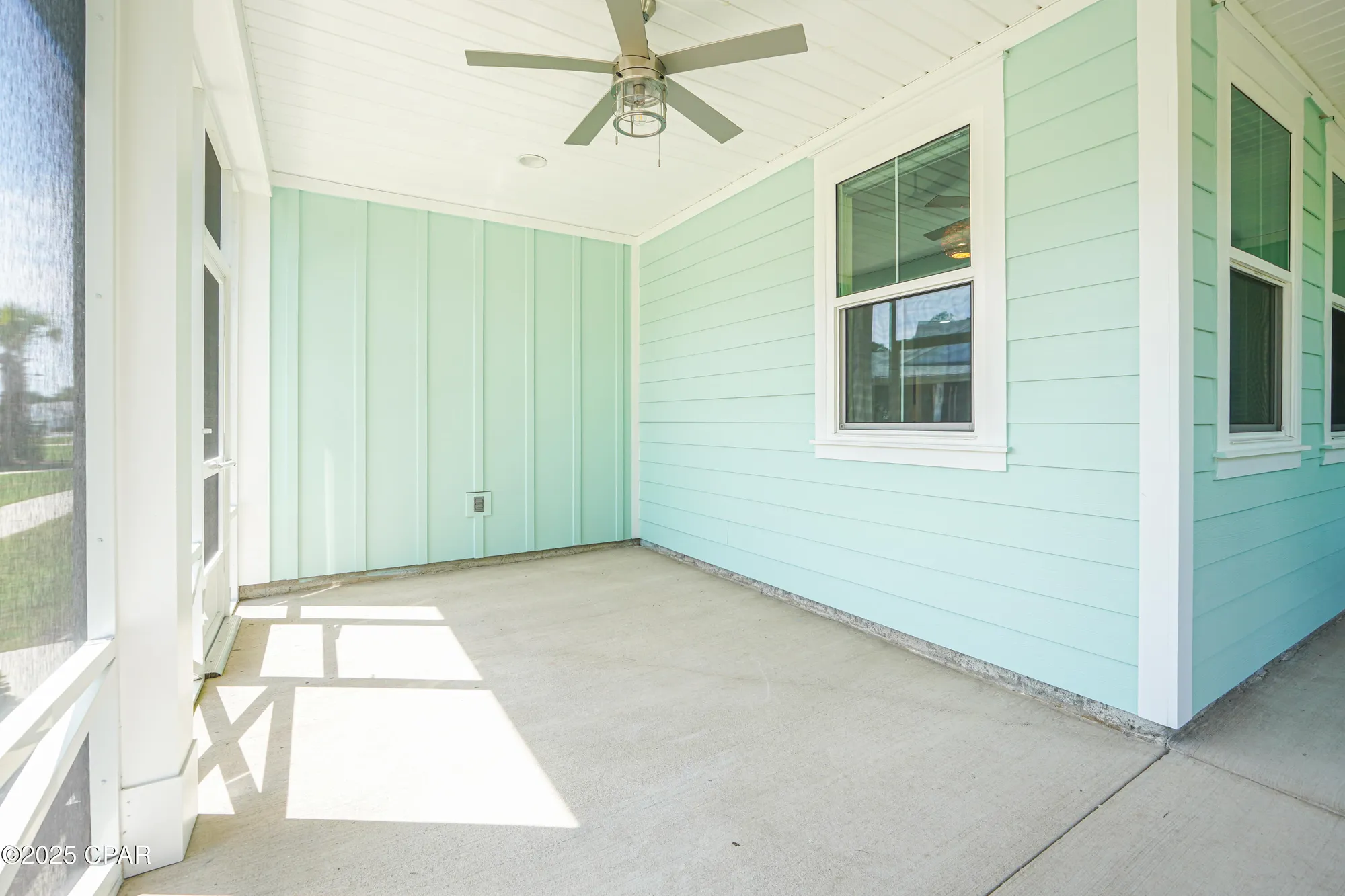 Property Slideshow image 38 of 49 | 8463 dreams float ct, Panama City Beach, FL, 32413