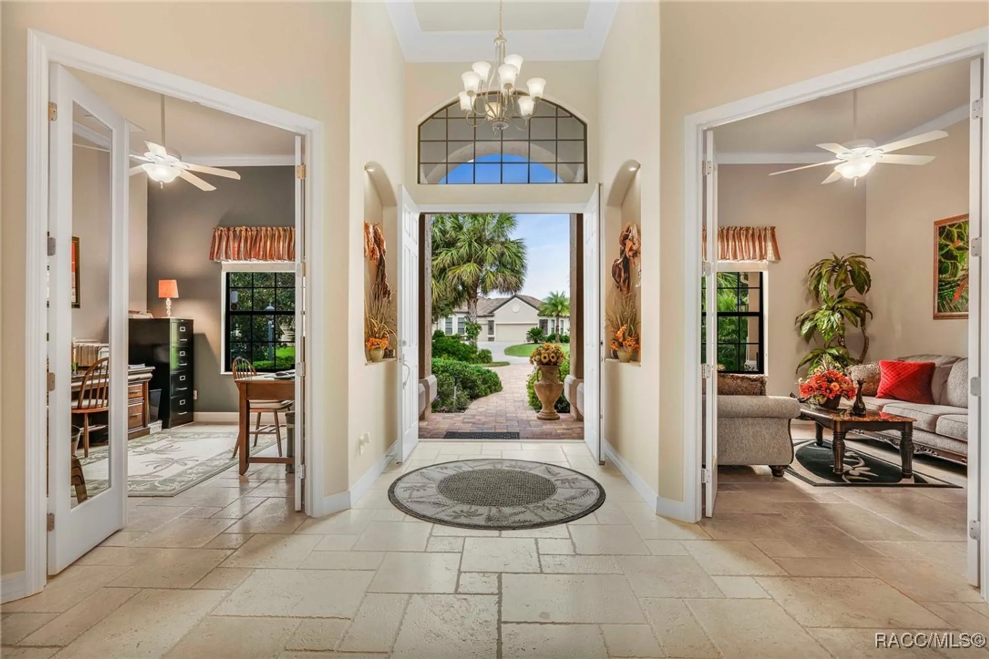 Property Slideshow image 4 of 92 | 1416 n eagle ridge path, Hernando, FL, 34442