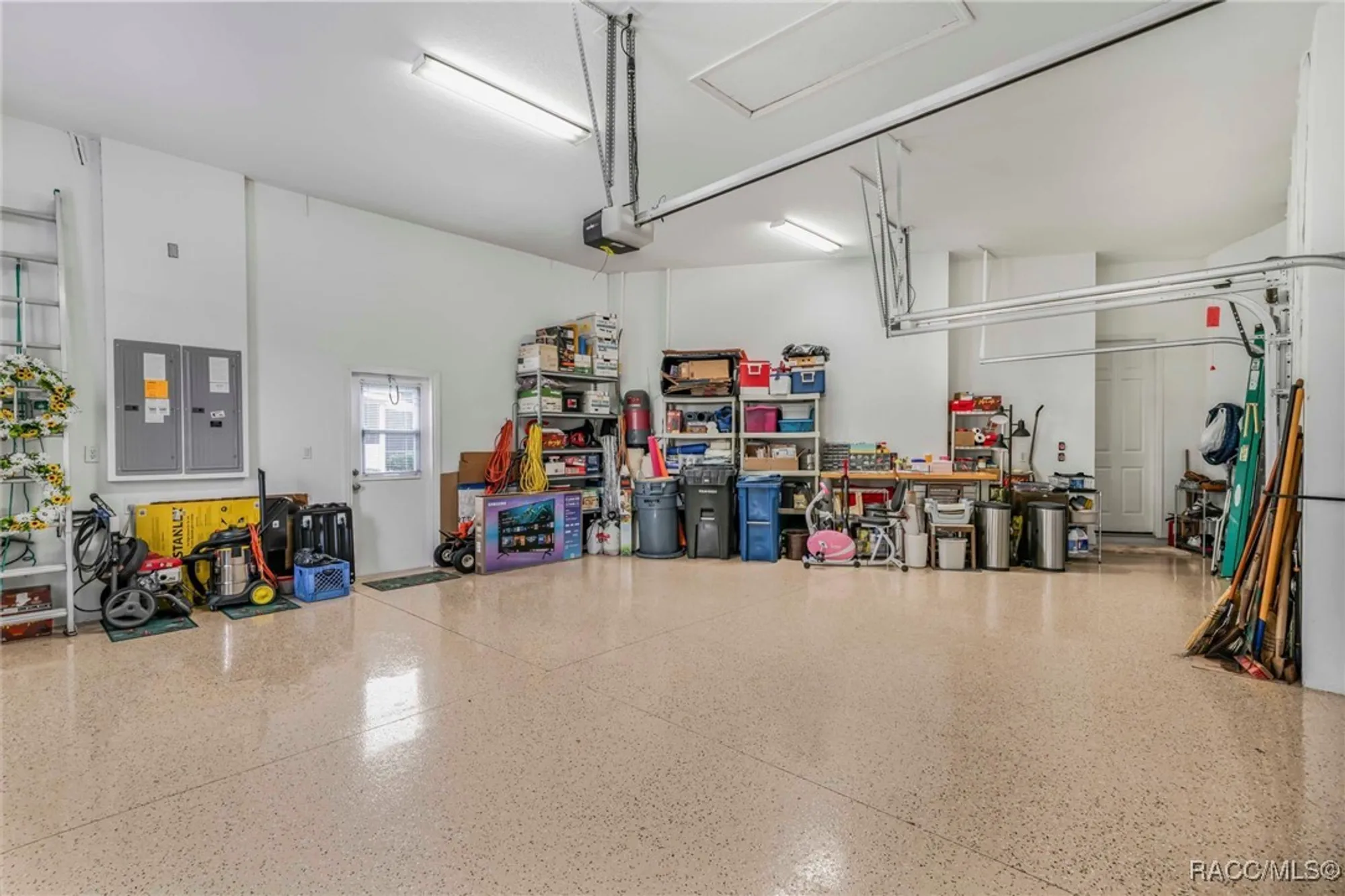 Property Slideshow image 54 of 92 | 1416 n eagle ridge path, Hernando, FL, 34442