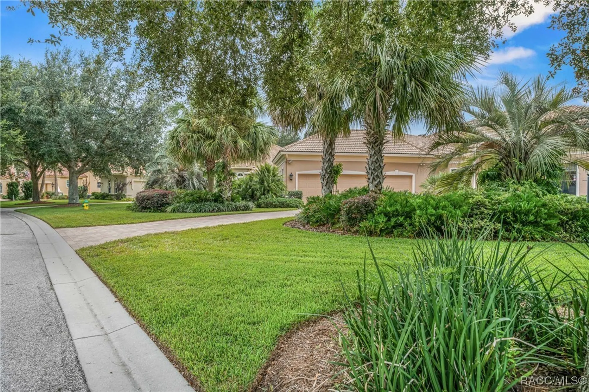 Property Slideshow image 57 of 92 | 1416 n eagle ridge path, Hernando, FL, 34442