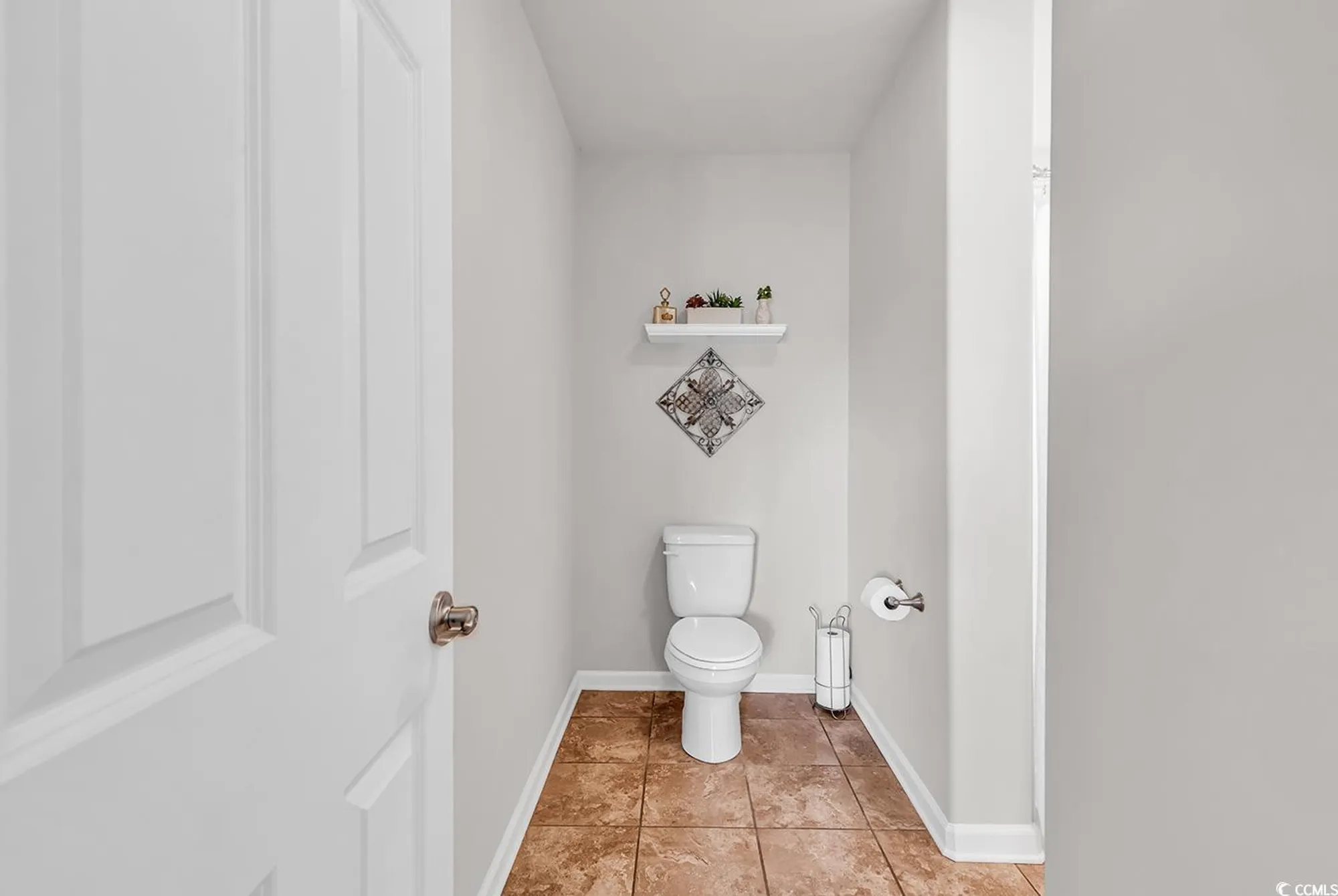 Property Slideshow image 15 of 40 | 1225 wayvland dr, Surfside Beach, SC, 29575