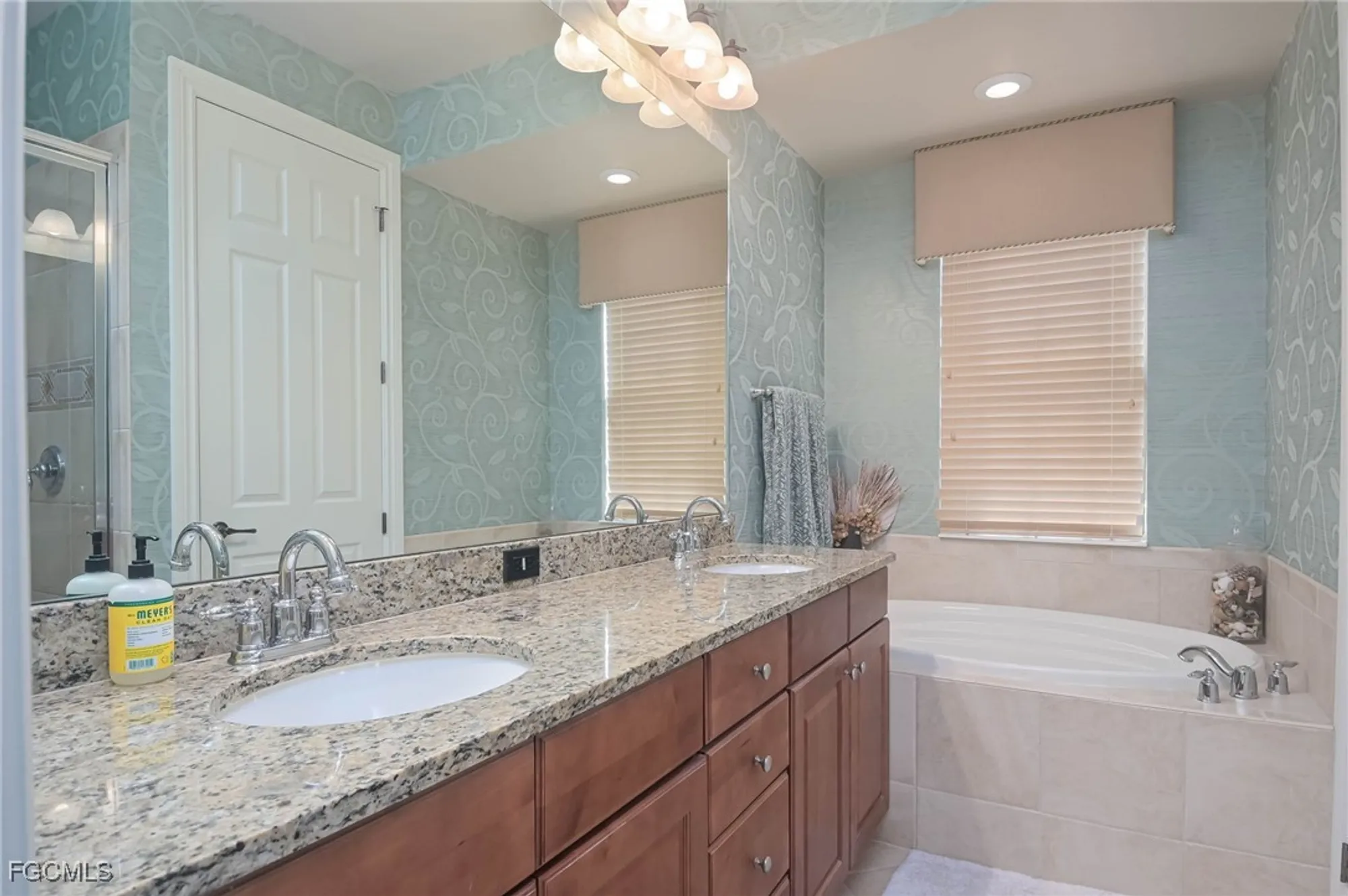 Property Slideshow image 21 of 46 | 11945 alegria st 906, Fort Myers, FL, 33912