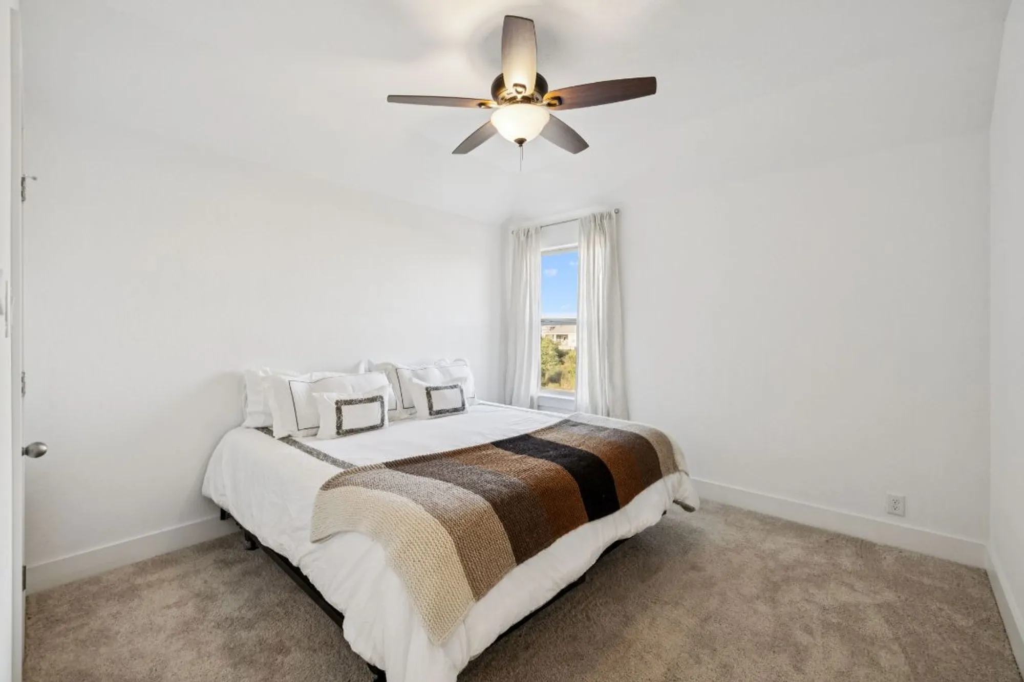 Property Slideshow image 26 of 29 | 1857 nettletree rd, New Braunfels, TX, 78132