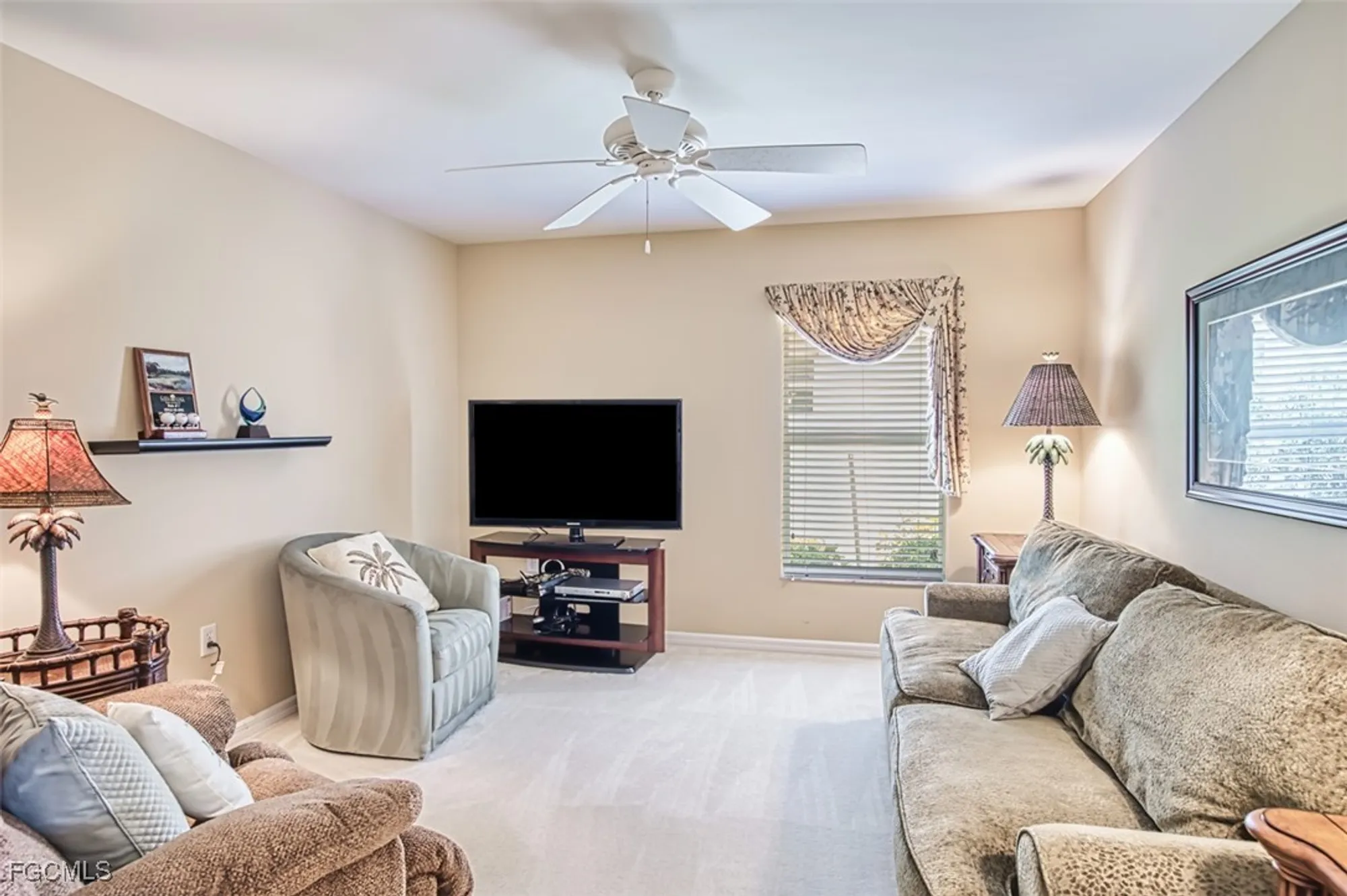 Property Slideshow image 10 of 50 | 9211 independence way, Fort Myers, FL, 33913