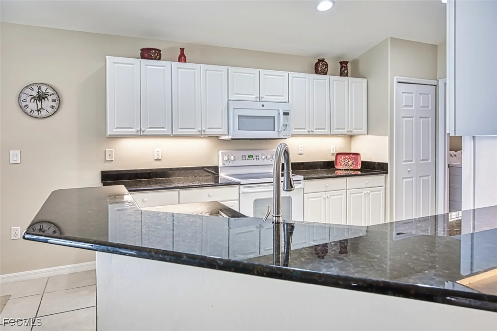 Property Slideshow image 12 of 50 | 9211 independence way, Fort Myers, FL, 33913