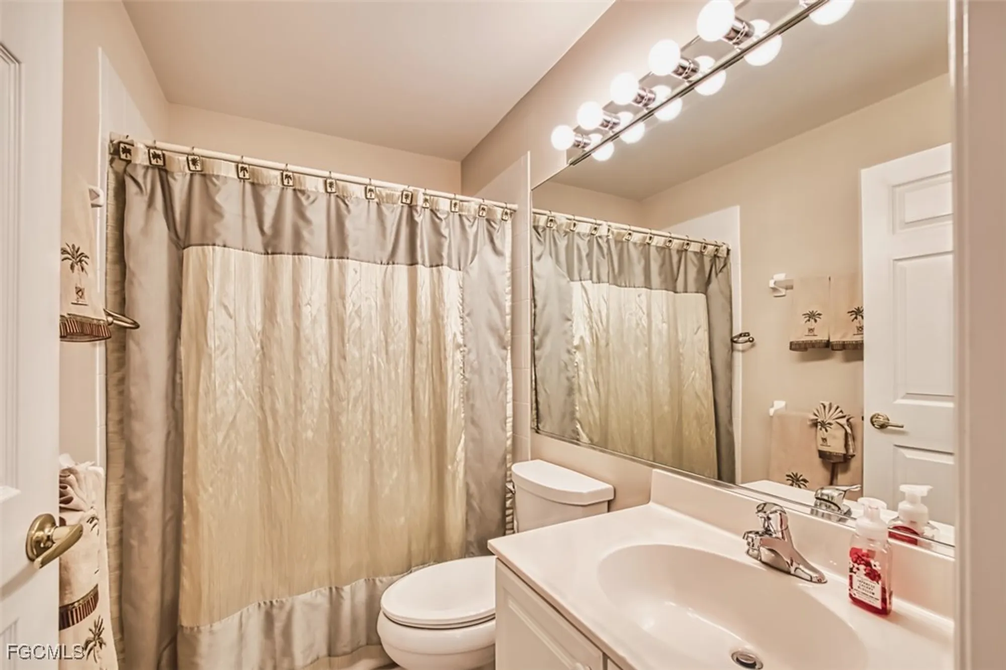 Property Slideshow image 34 of 50 | 9211 independence way, Fort Myers, FL, 33913