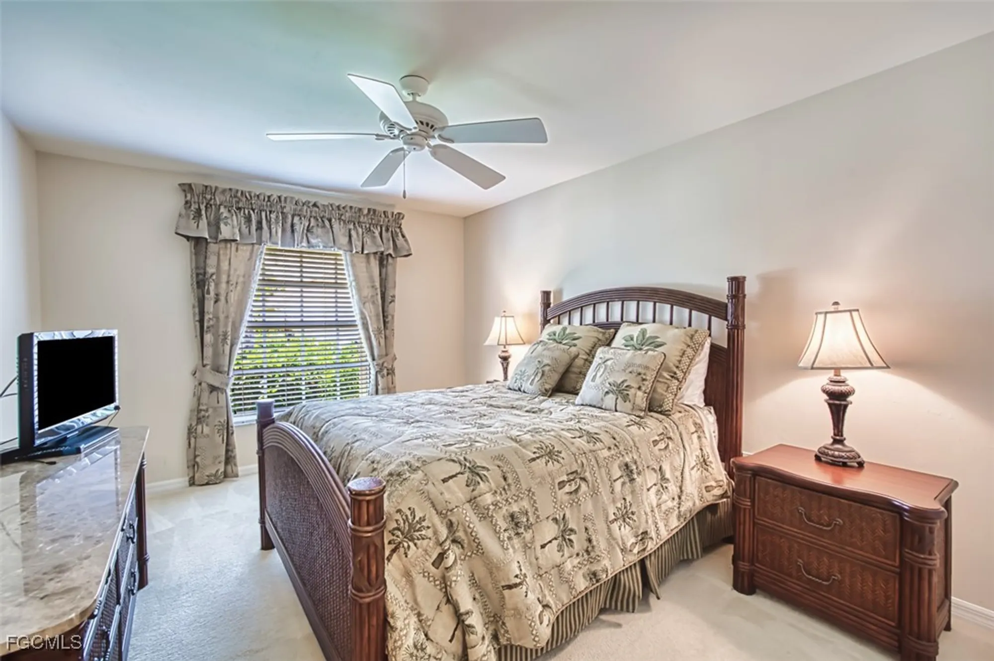 Property Slideshow image 32 of 50 | 9211 independence way, Fort Myers, FL, 33913