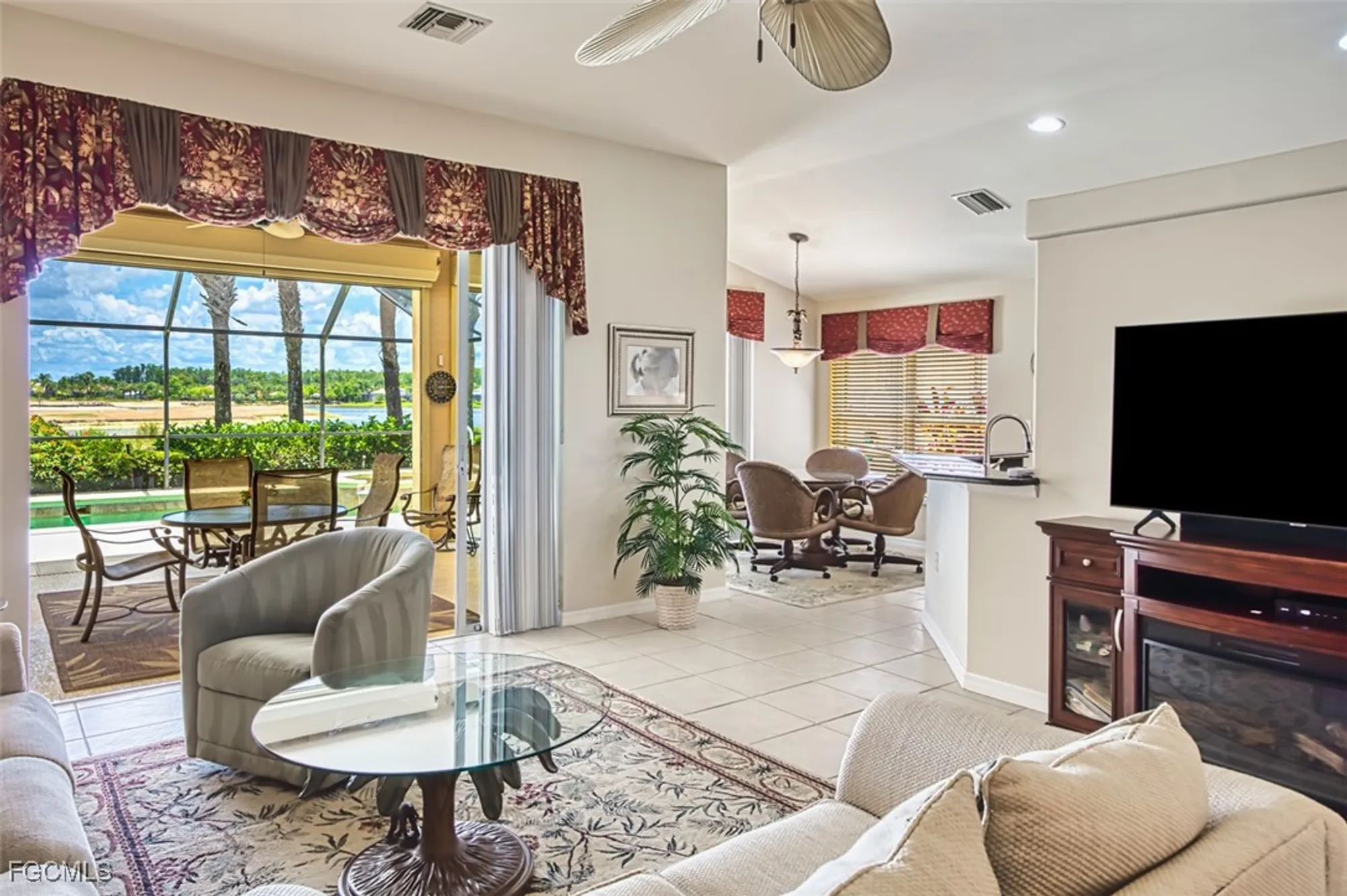Property Slideshow image 9 of 50 | 9211 independence way, Fort Myers, FL, 33913