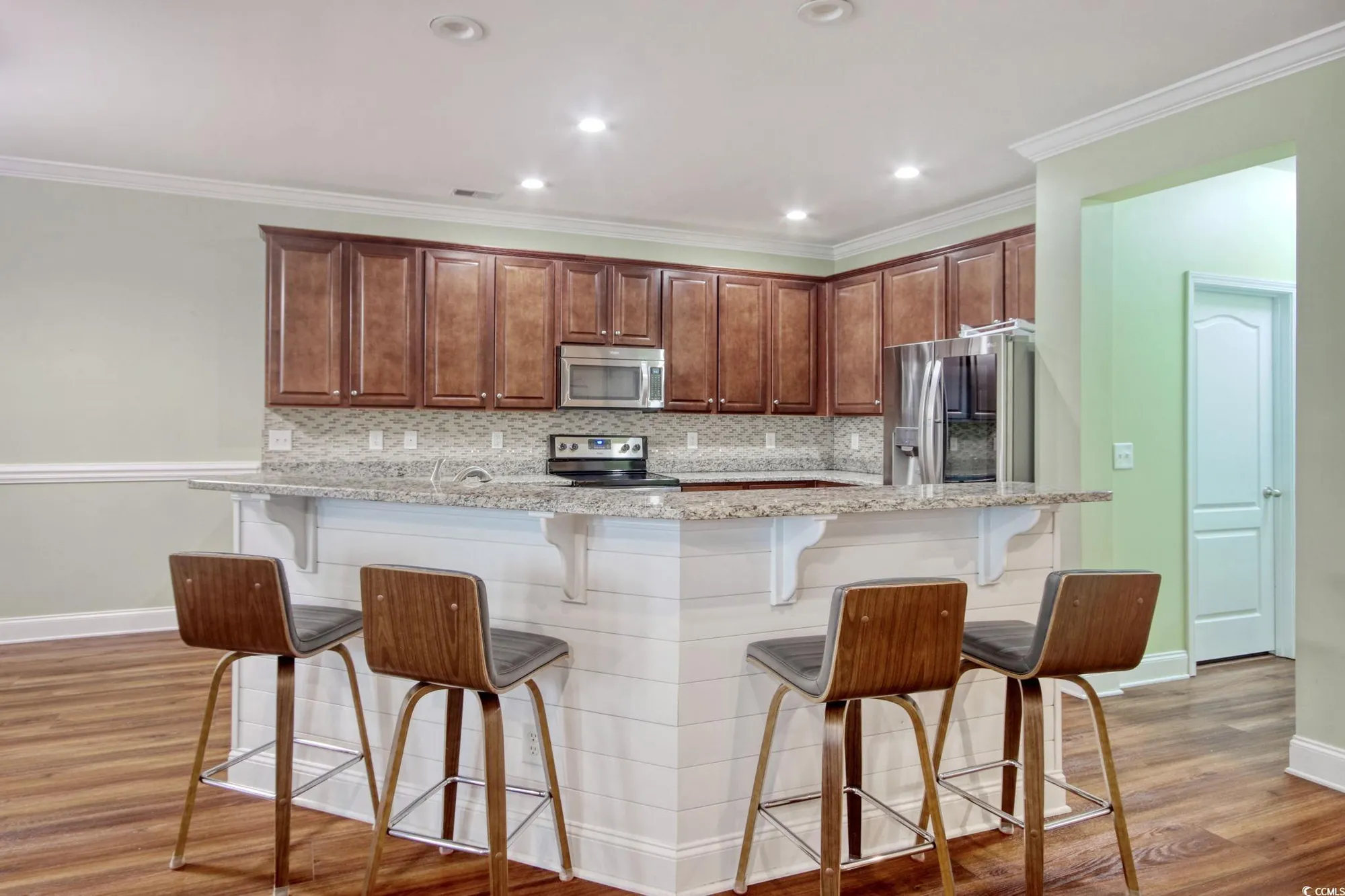 Property Slideshow image 7 of 40 | 1724 boyne dr, Myrtle Beach, SC, 29588