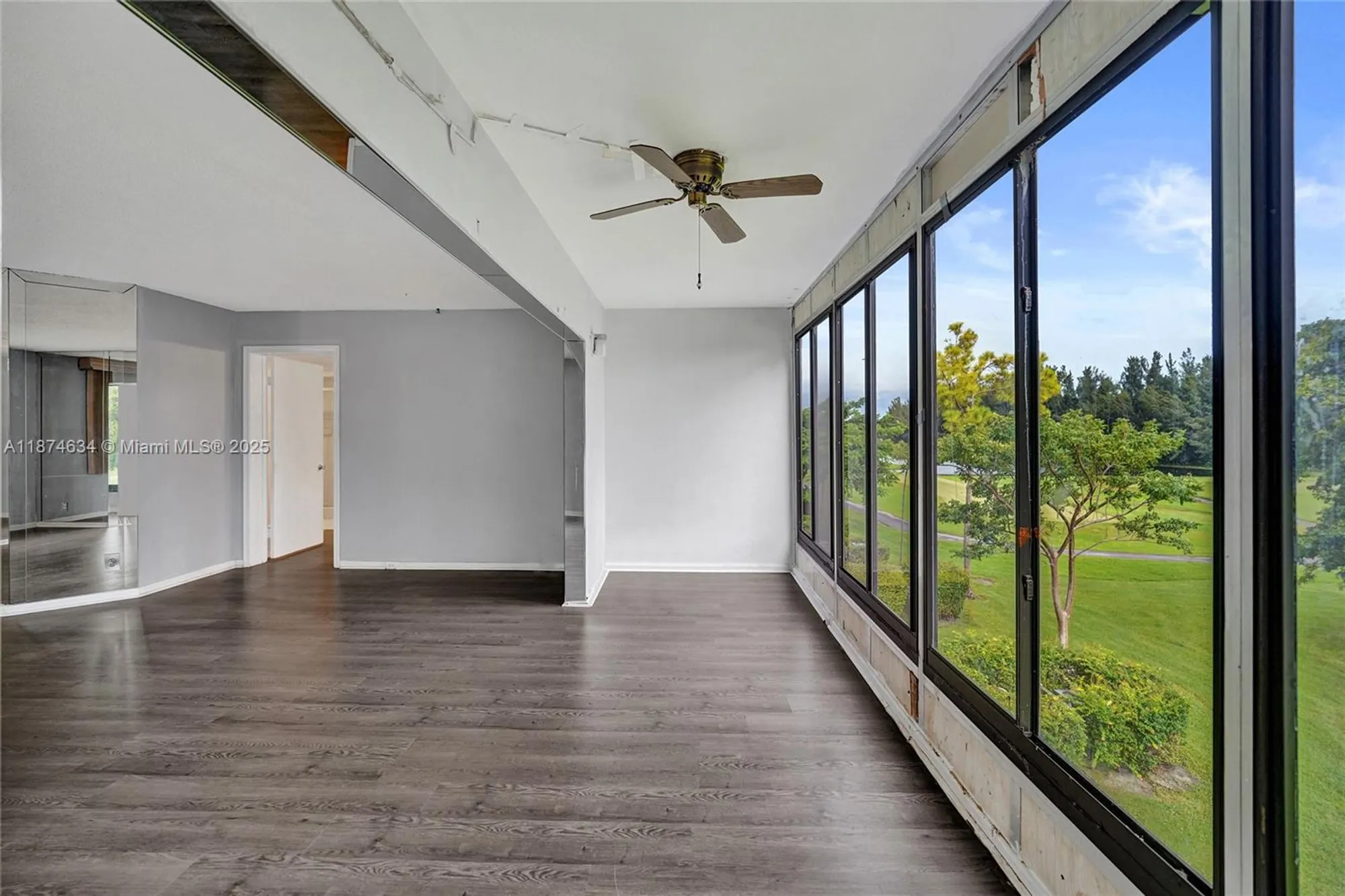 Property Slideshow image 12 of 28 | 800 sw 125th way o312, Pembroke Pines, FL, 33027